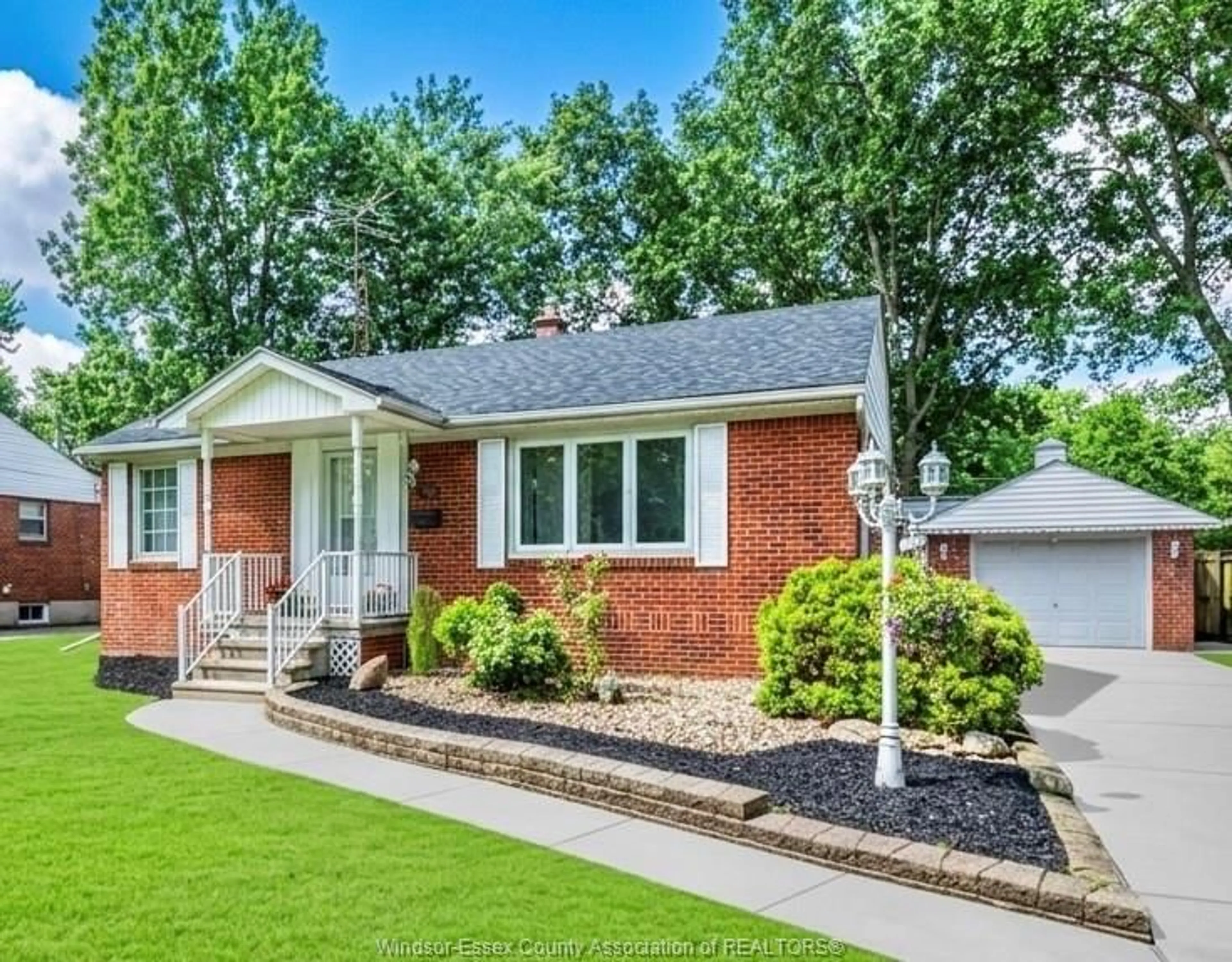 Home with brick exterior material, street for 3365 CURRY Ave, Windsor Ontario N9E 2T4