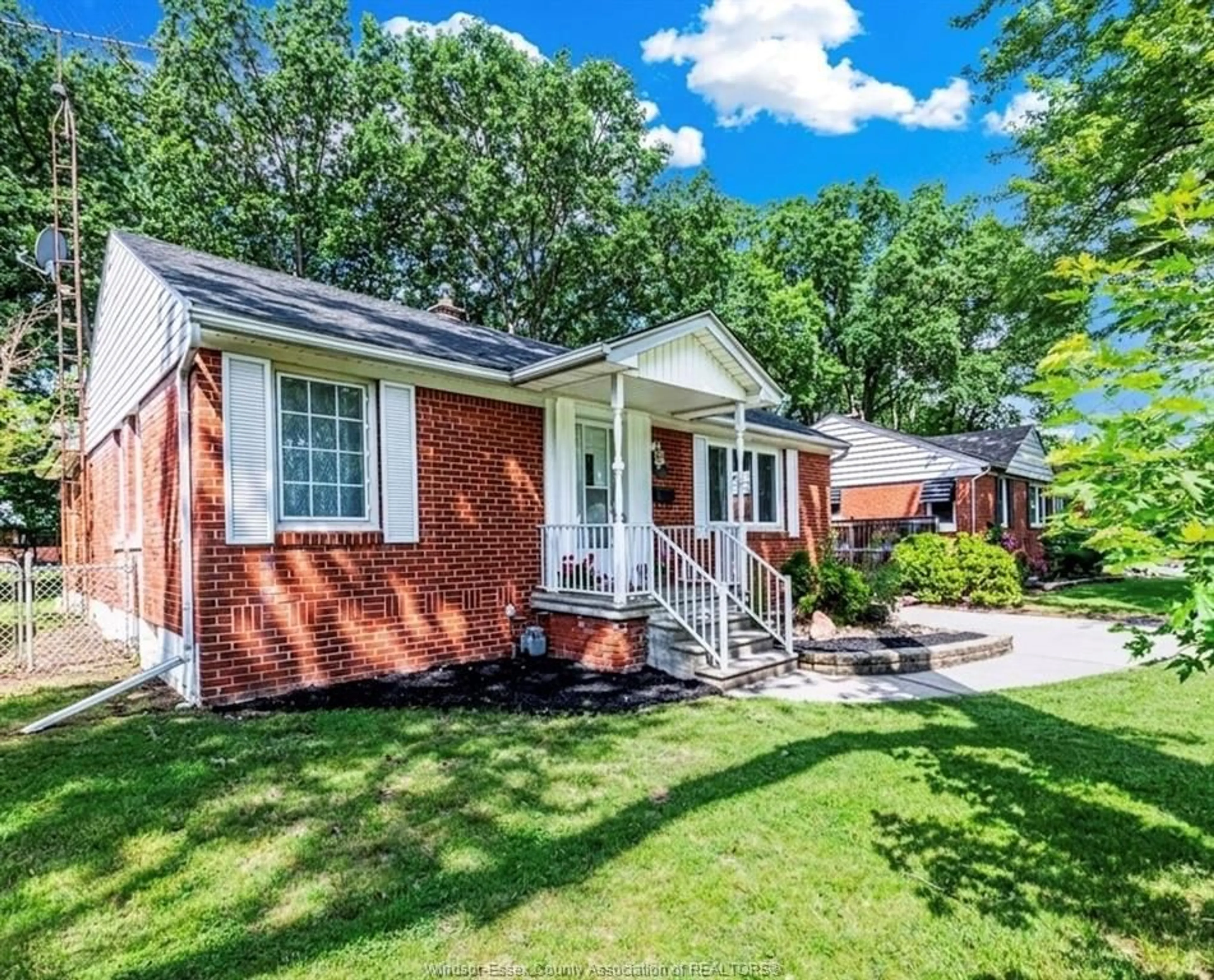 Home with brick exterior material, street for 3365 CURRY Ave, Windsor Ontario N9E 2T4