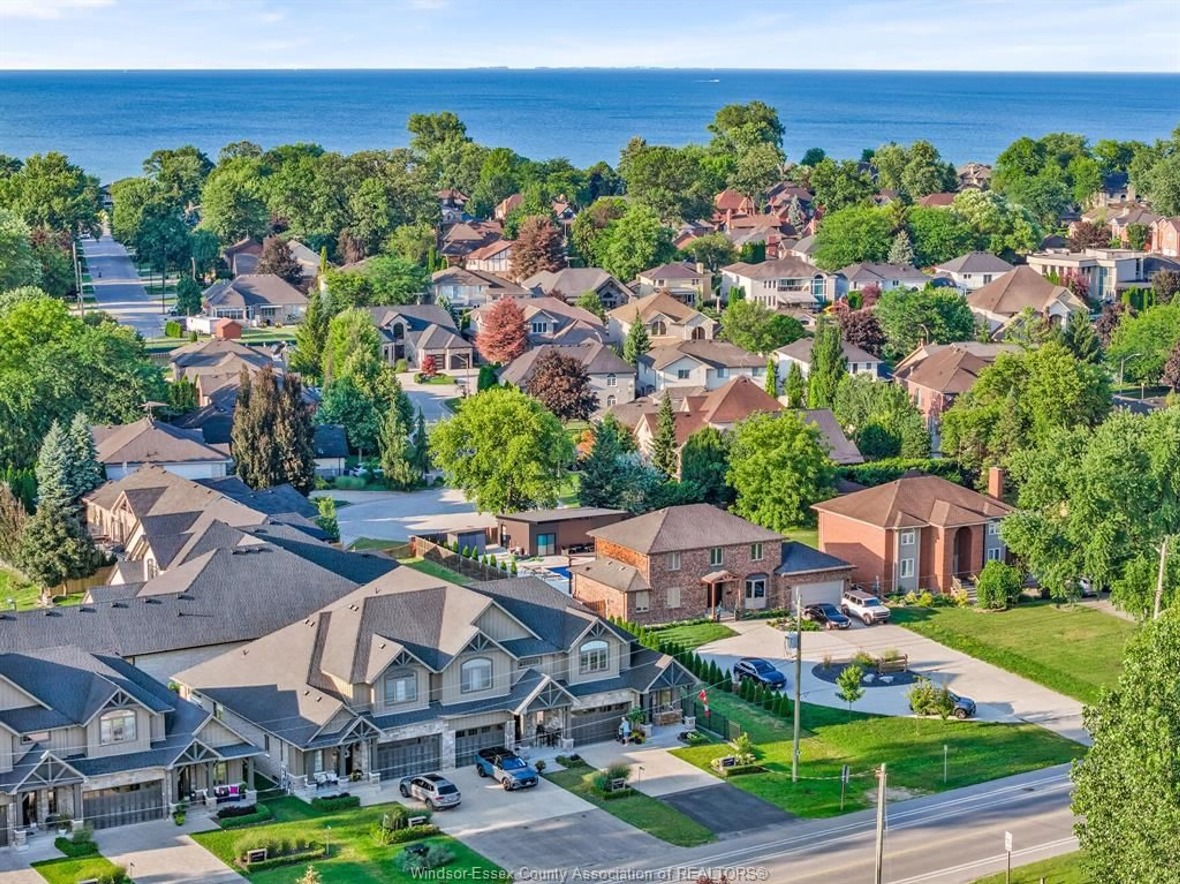 A pic from outside/outdoor area/front of a property/back of a property/a pic from drone, unknown for 240 OLD TECUMSEH Rd, Lakeshore Ontario N8N 3S7