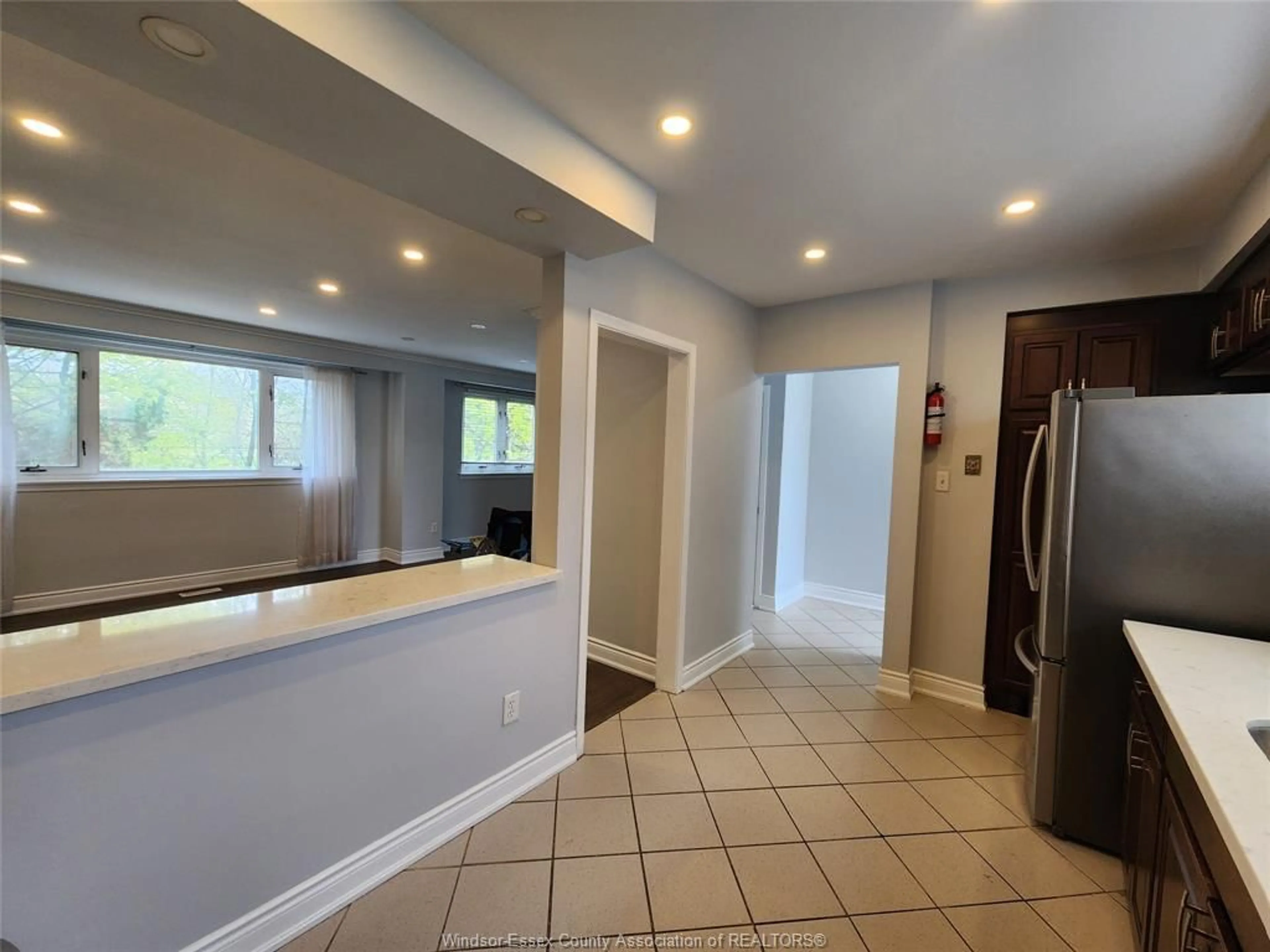Unknown for 45 ALOMA Cres, Brampton Ontario L6T 2N8