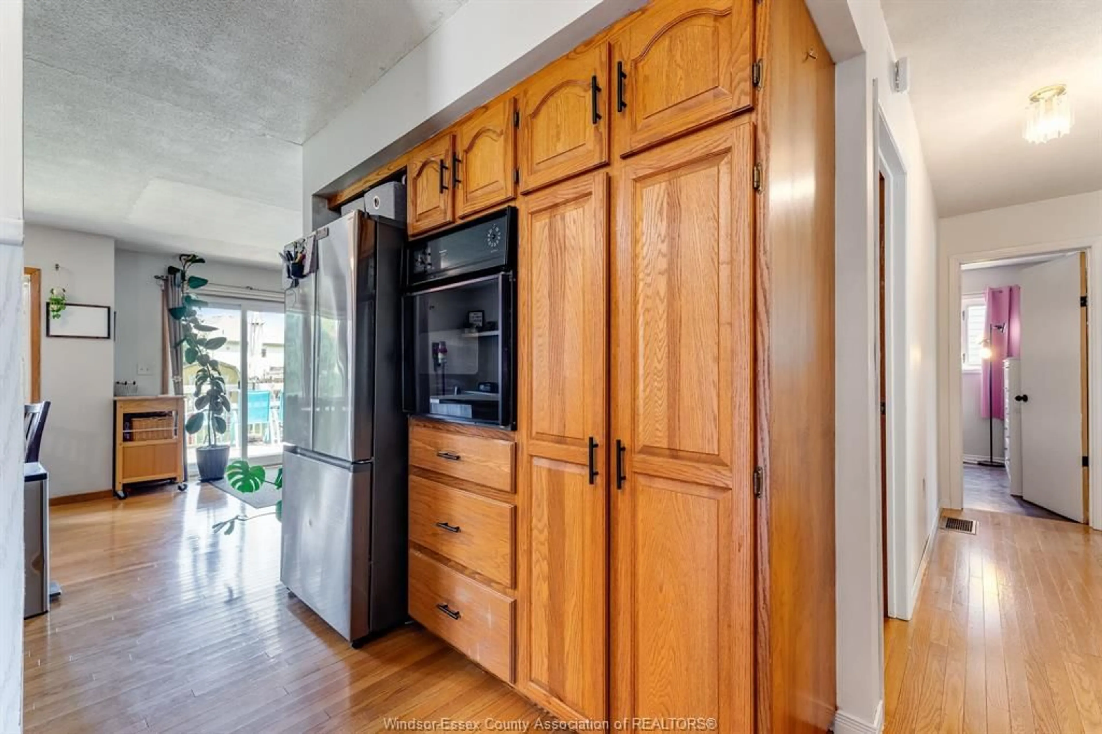 Open concept kitchen, unknown for 133 Maidstone Ave, Essex Ontario N8M 2J6