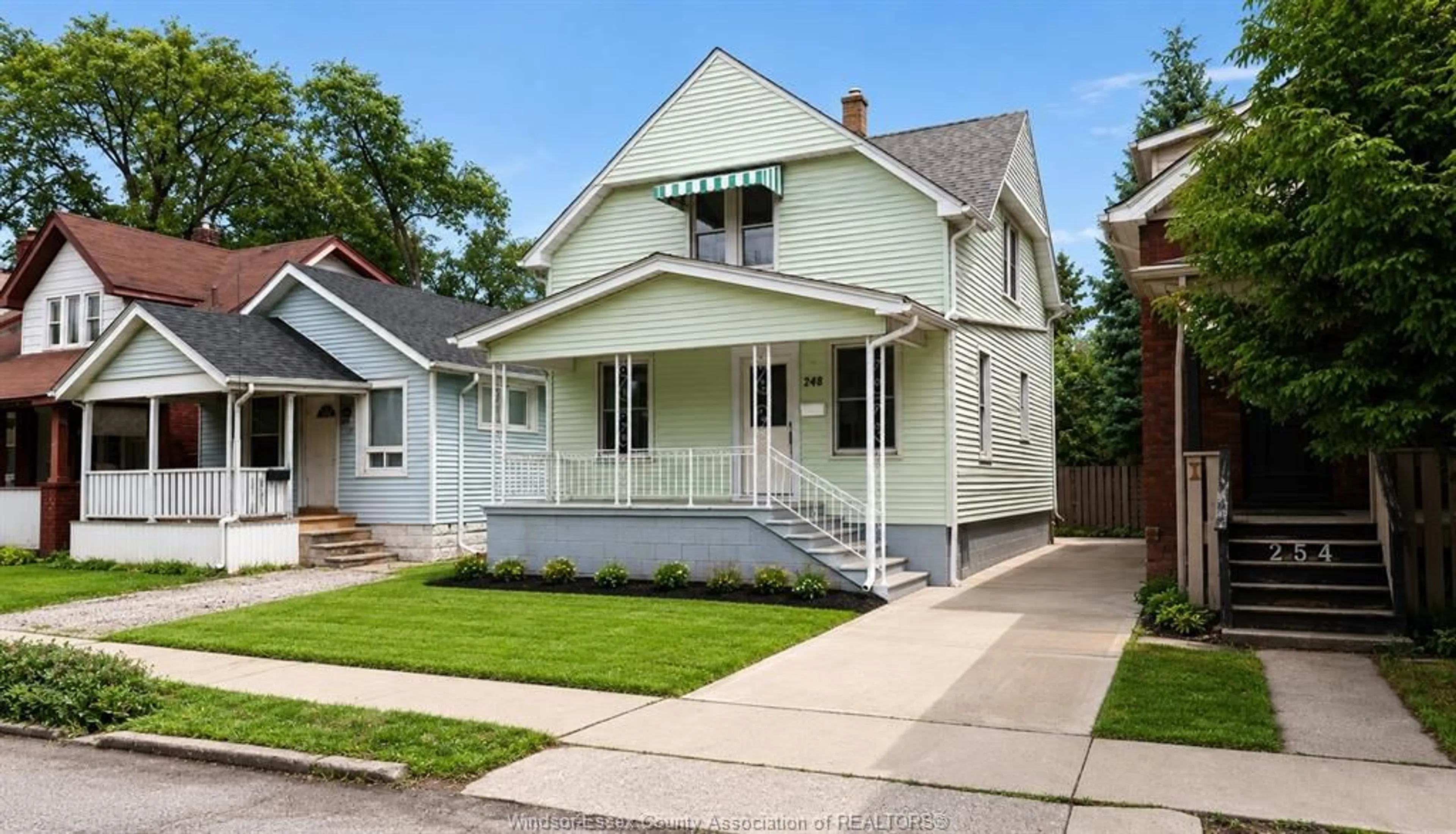 Home with vinyl exterior material, street for 248 JOSEPHINE, Windsor Ontario N9B 2K8