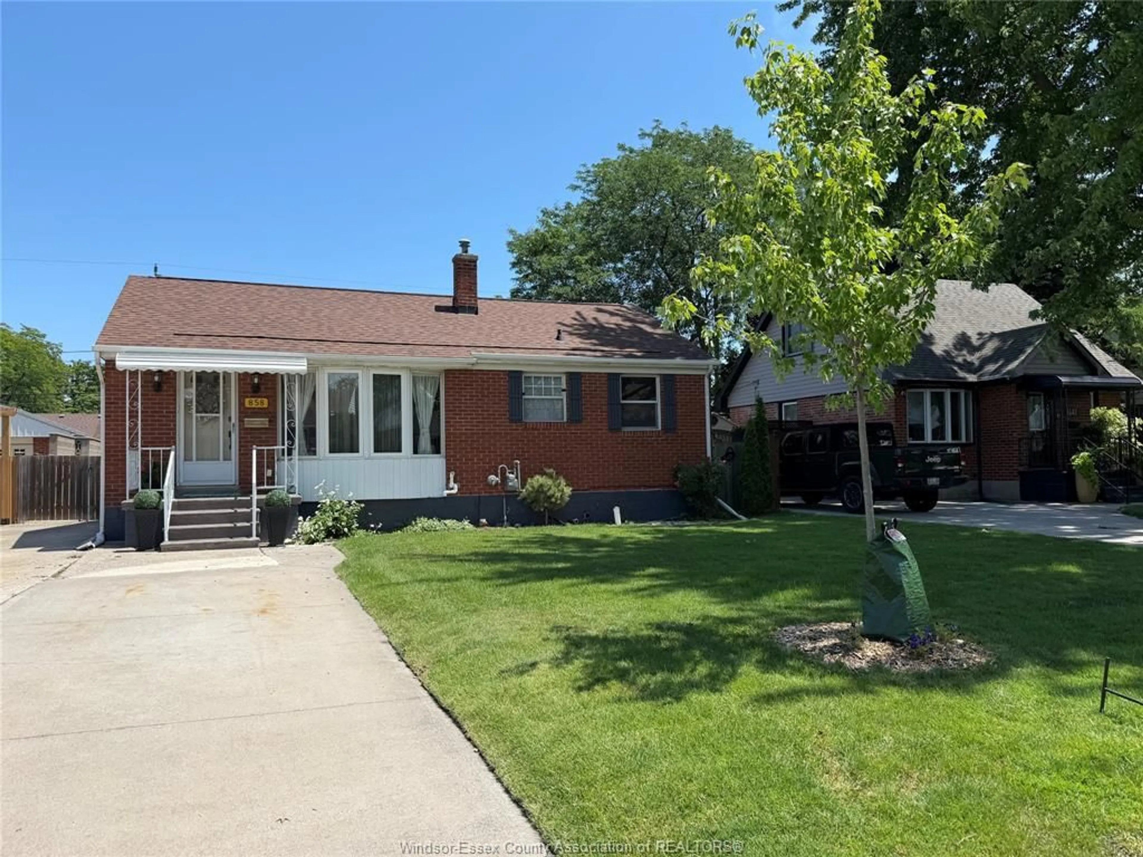 Home with brick exterior material, street for 858 LAPORTE, Windsor Ontario N8S 3R4