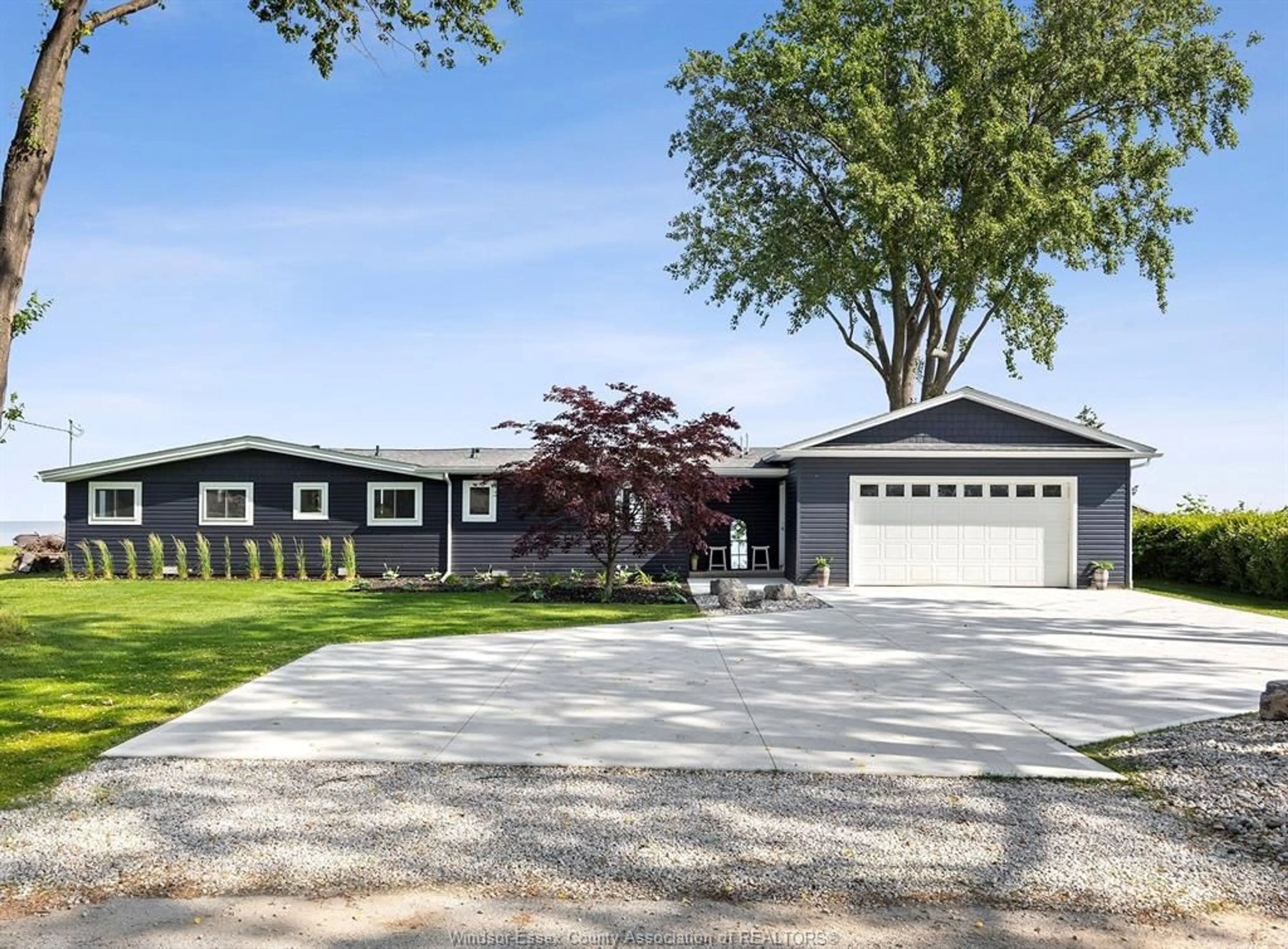 Home with vinyl exterior material, street for 75 ISLAND, Lighthouse Cove Ontario N0P 2L0
