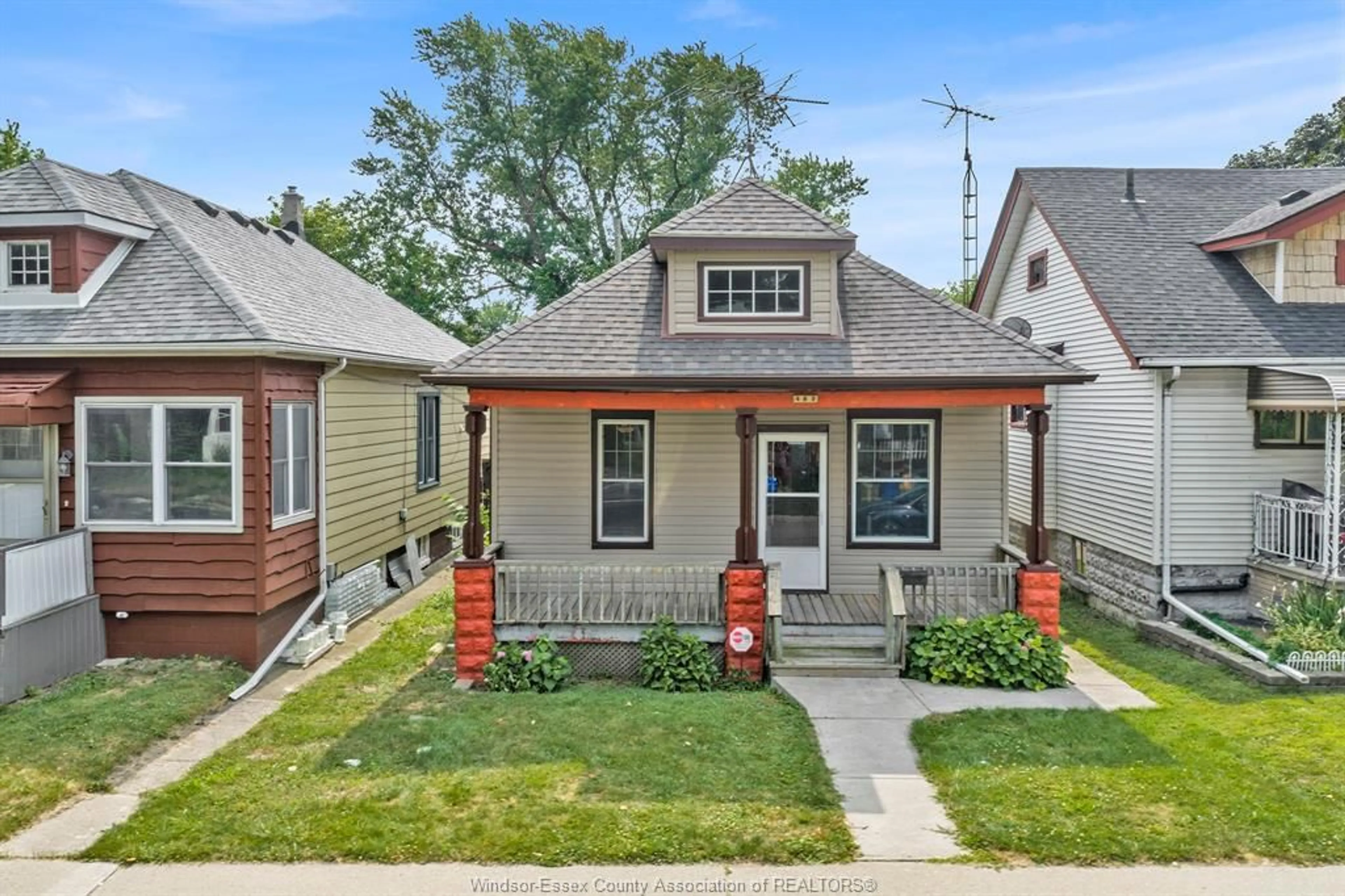Unknown for 489 MCKAY, Windsor Ontario N9B 1Z7