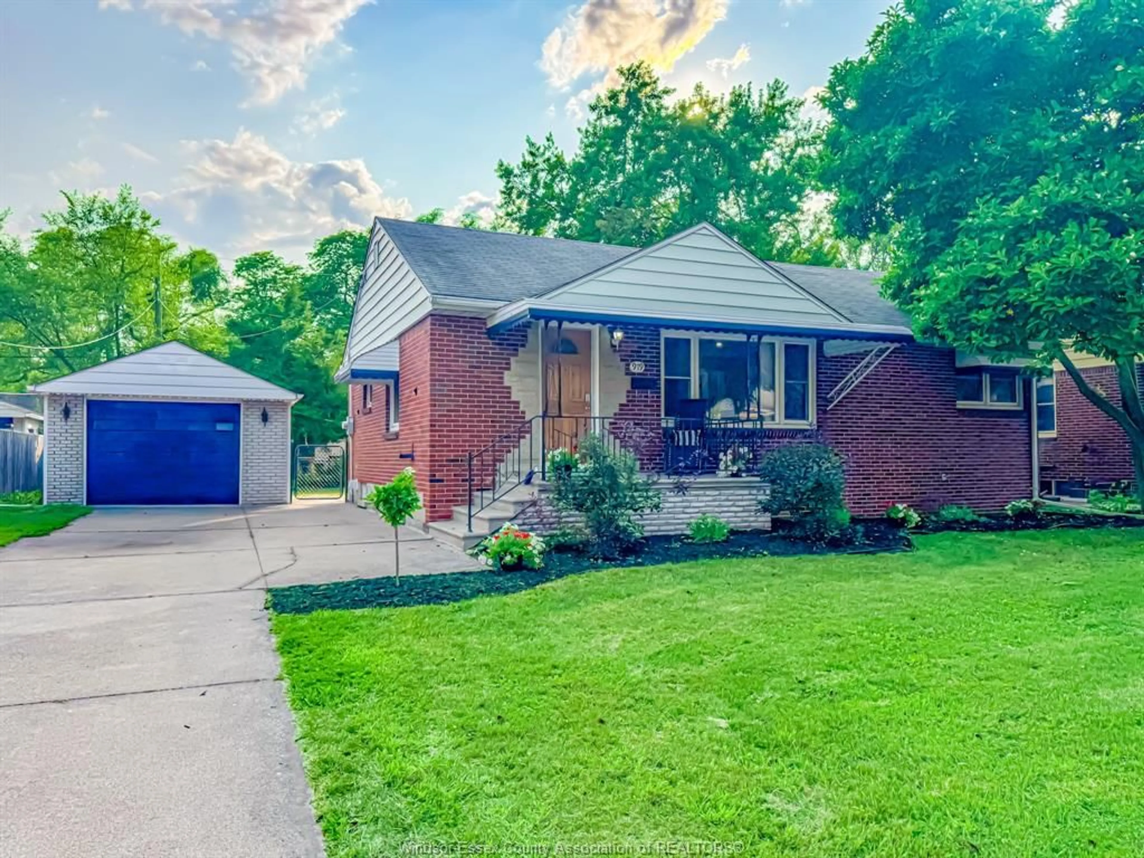 Home with brick exterior material, street for 979 BELLEPERCHE PLACE, Windsor Ontario N8S 3C2