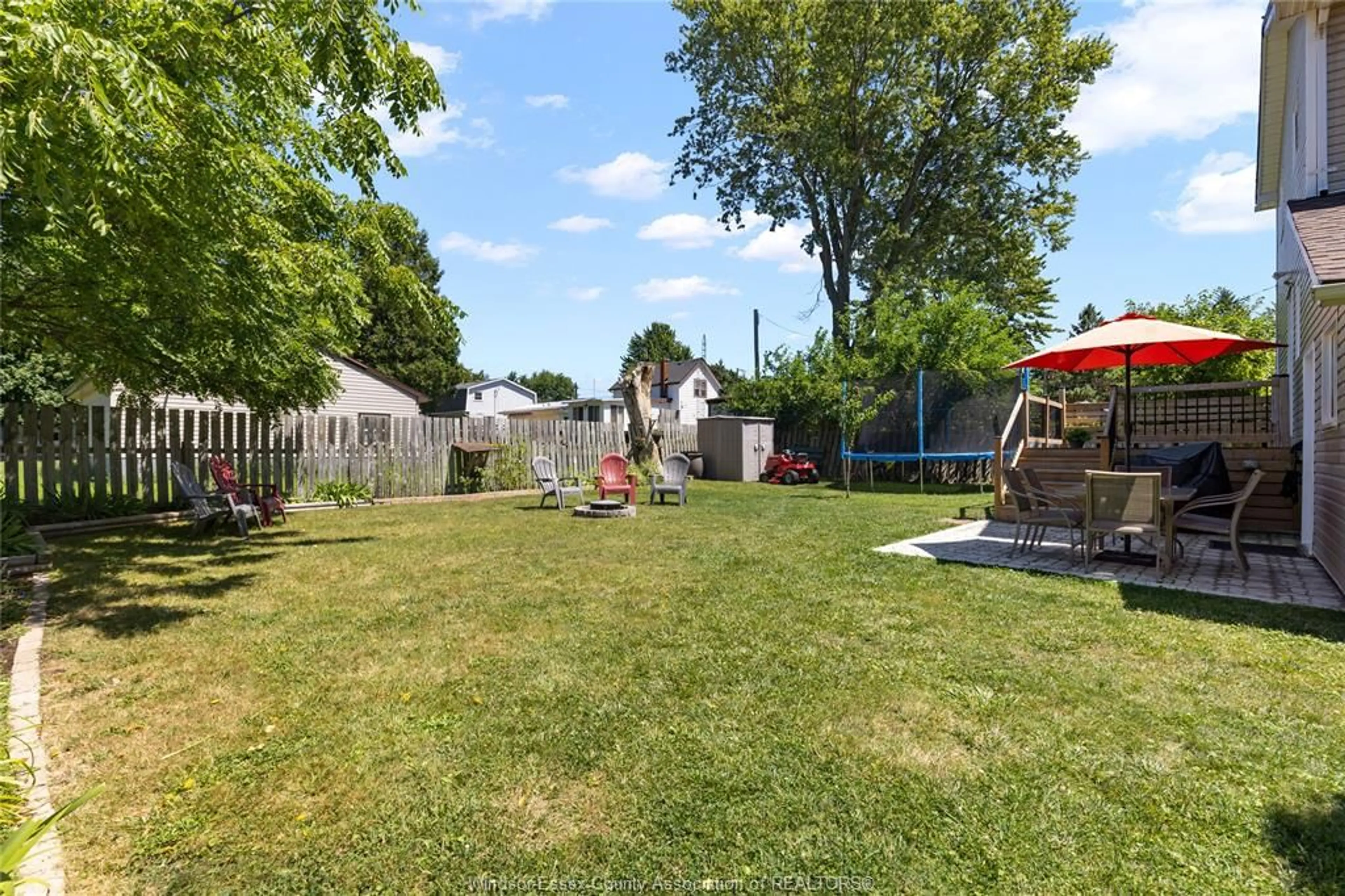 Patio, street for 149 HALL St, Blenheim Ontario N0P 1A0