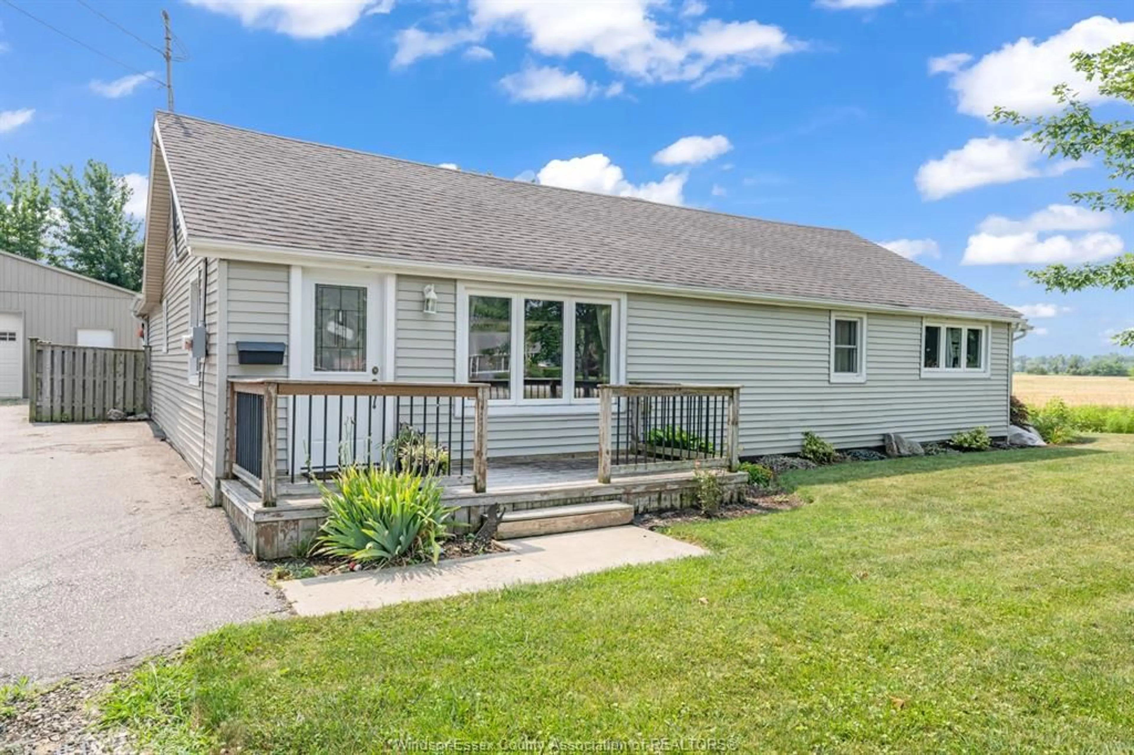 Home with vinyl exterior material, street for 280 Fairview Ave, Essex Ontario N8M 2V9