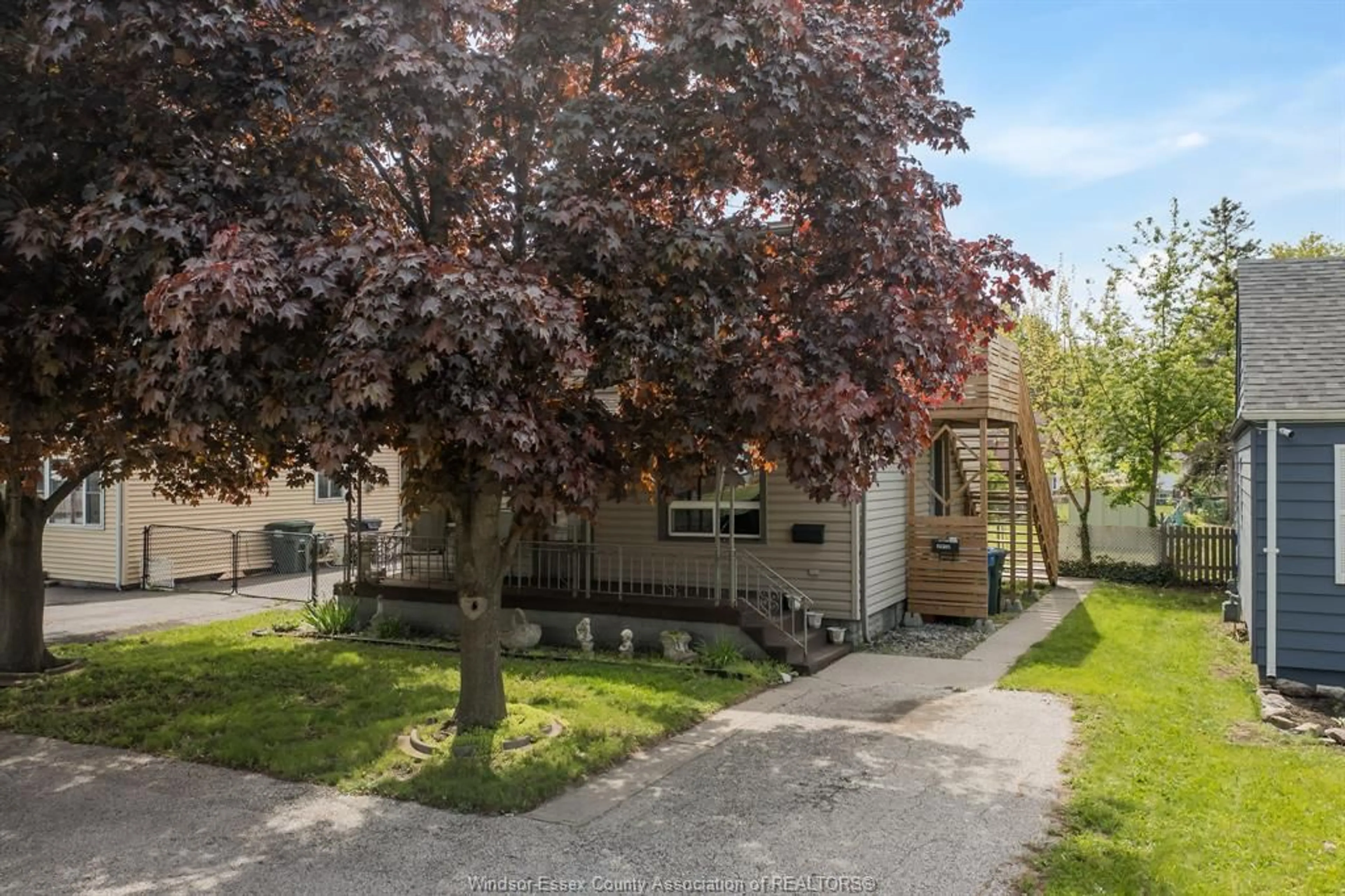 Unknown for 623 EDINBOROUGH, Windsor Ontario N8X 3C8