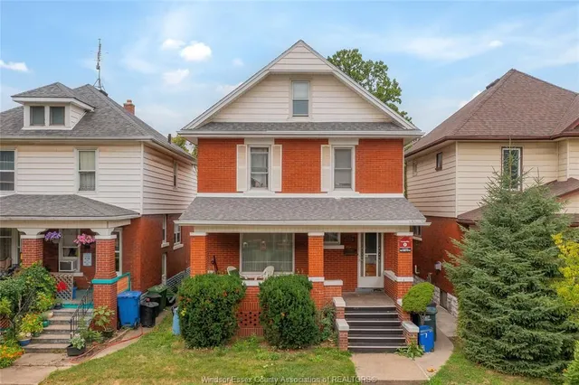 1333 WINDERMERE, Windsor 2
