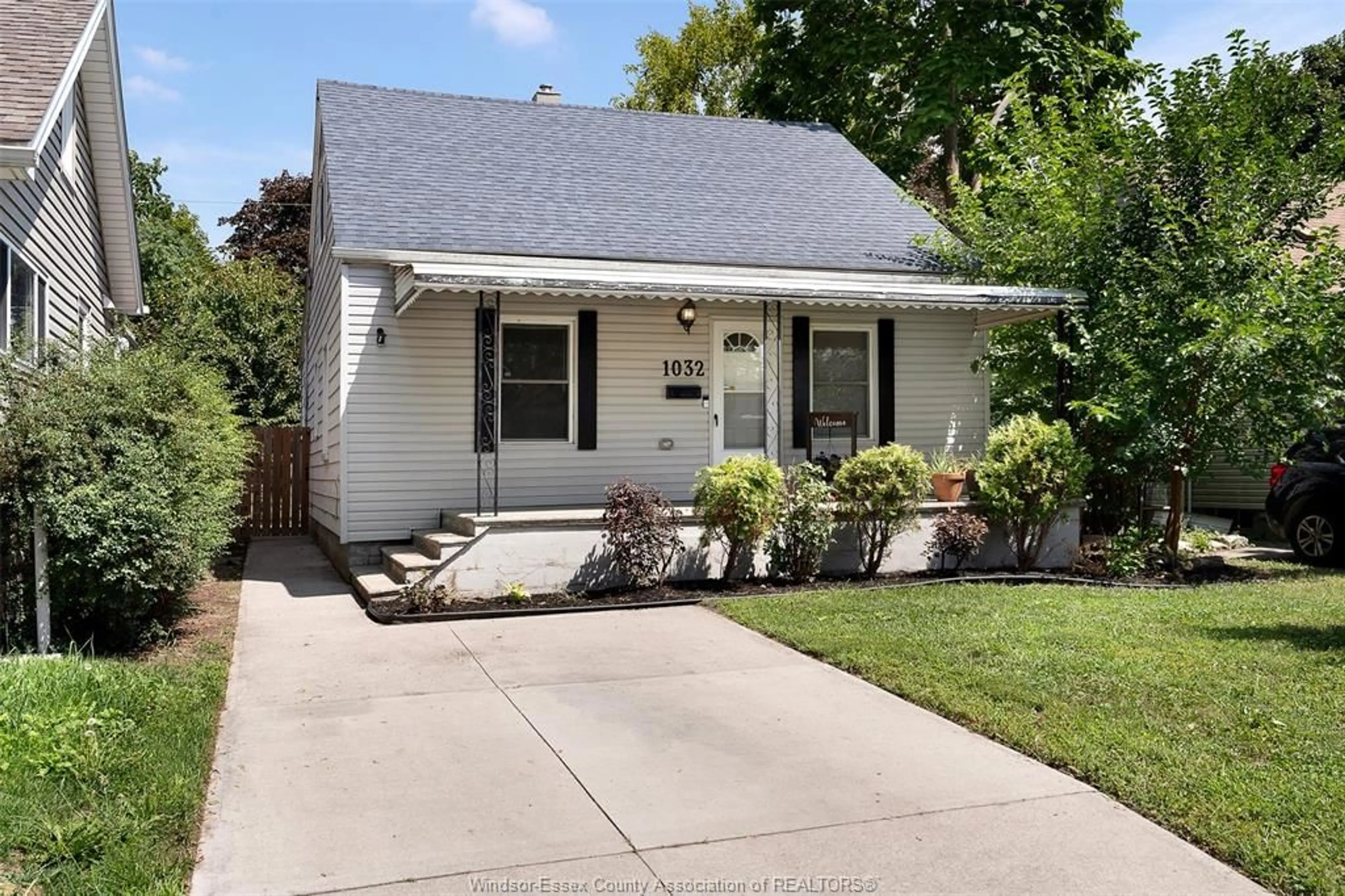 Home with vinyl exterior material, street for 1032 Josephine Ave, Windsor Ontario N9B 2L5
