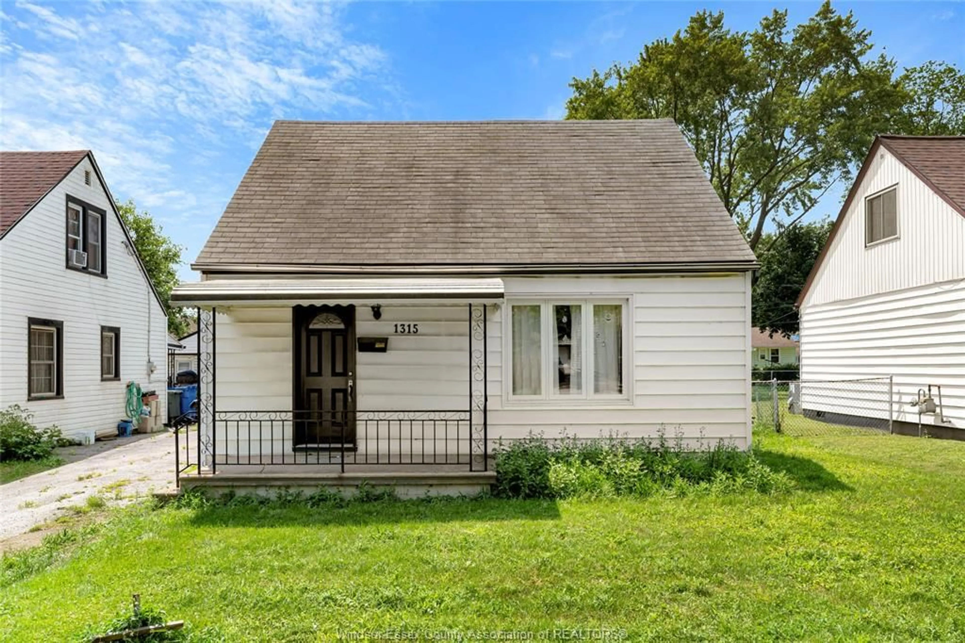 Unknown for 1315 PARTINGTON Ave, Windsor Ontario N9B 2P5