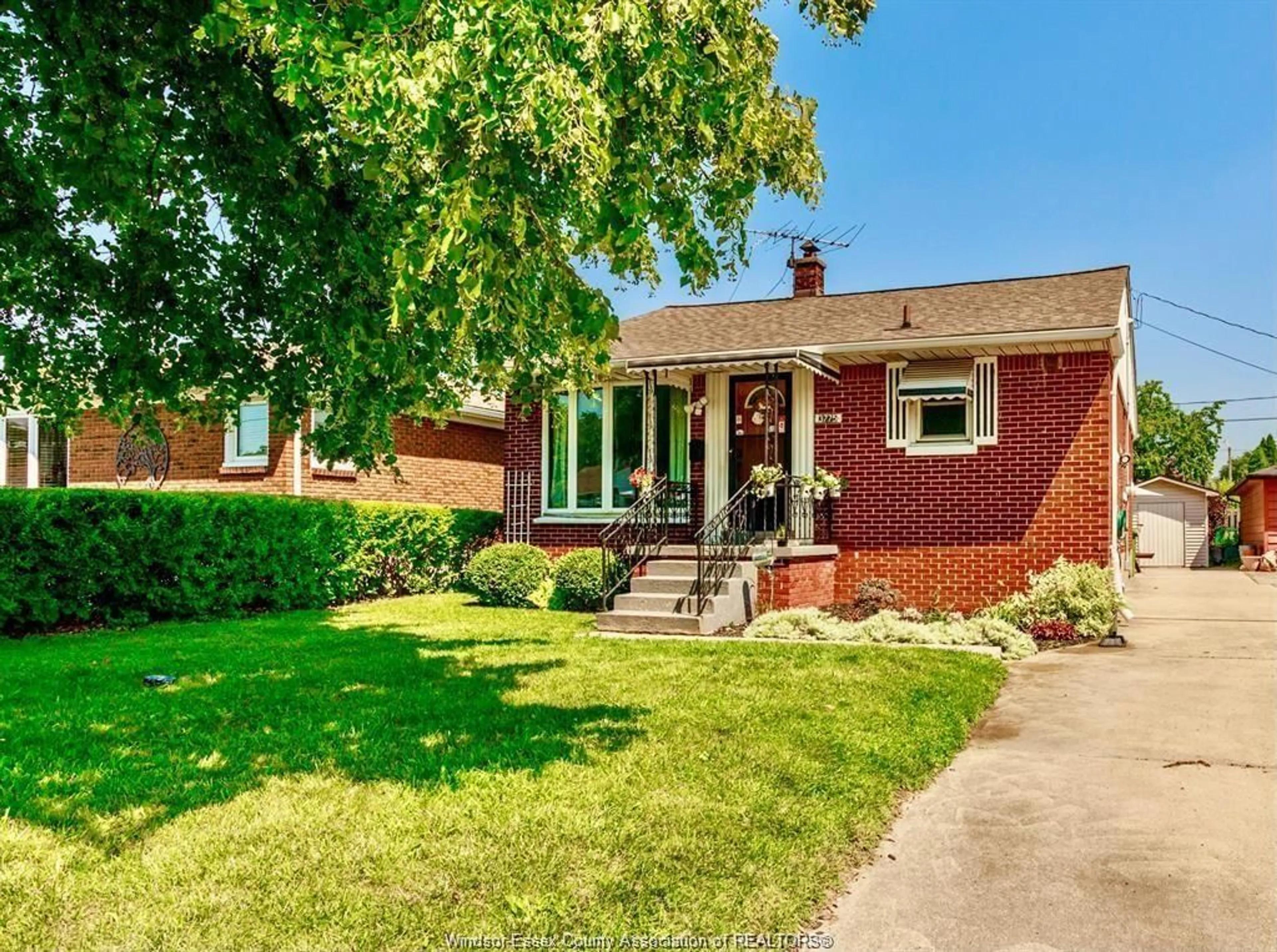Home with brick exterior material, street for 3775 MYRTLE, Windsor Ontario N9C 2C9