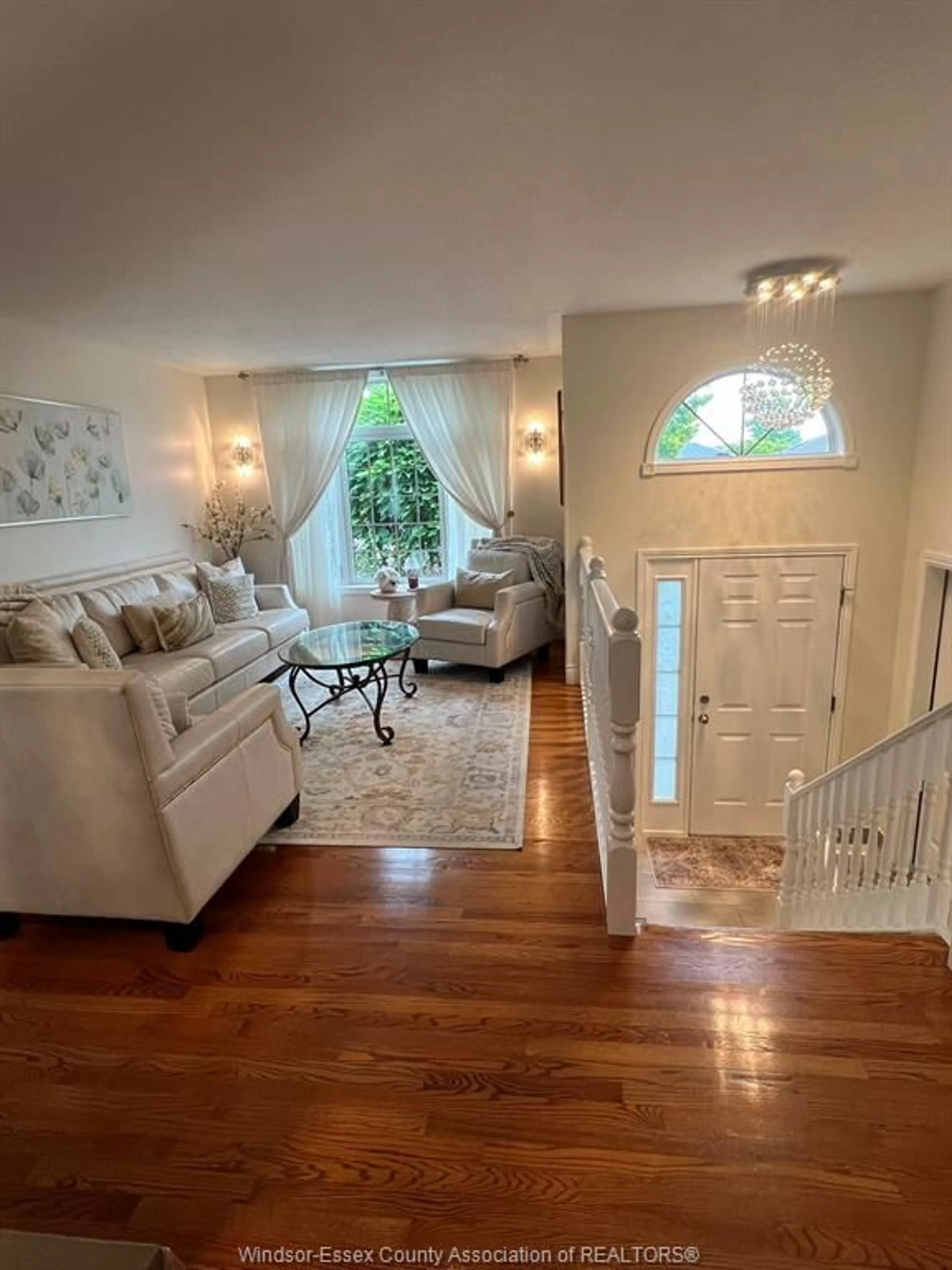Living room with furniture, unknown for 4751 JULIET Cres, Windsor Ontario N9G 3B7