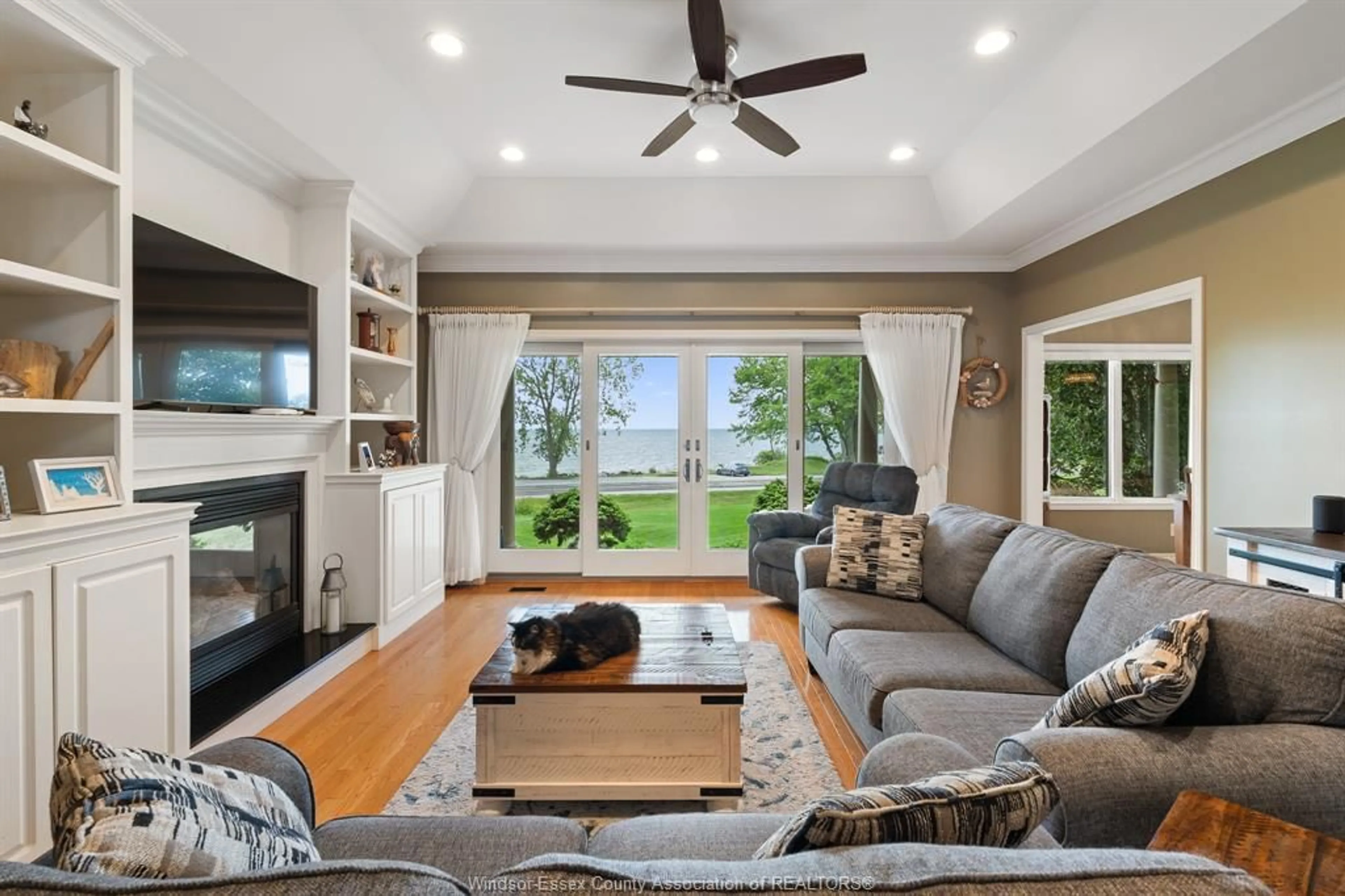 Living room with furniture, unknown for 501 LAKE DRIVE, Kingsville Ontario N9Y 3S6