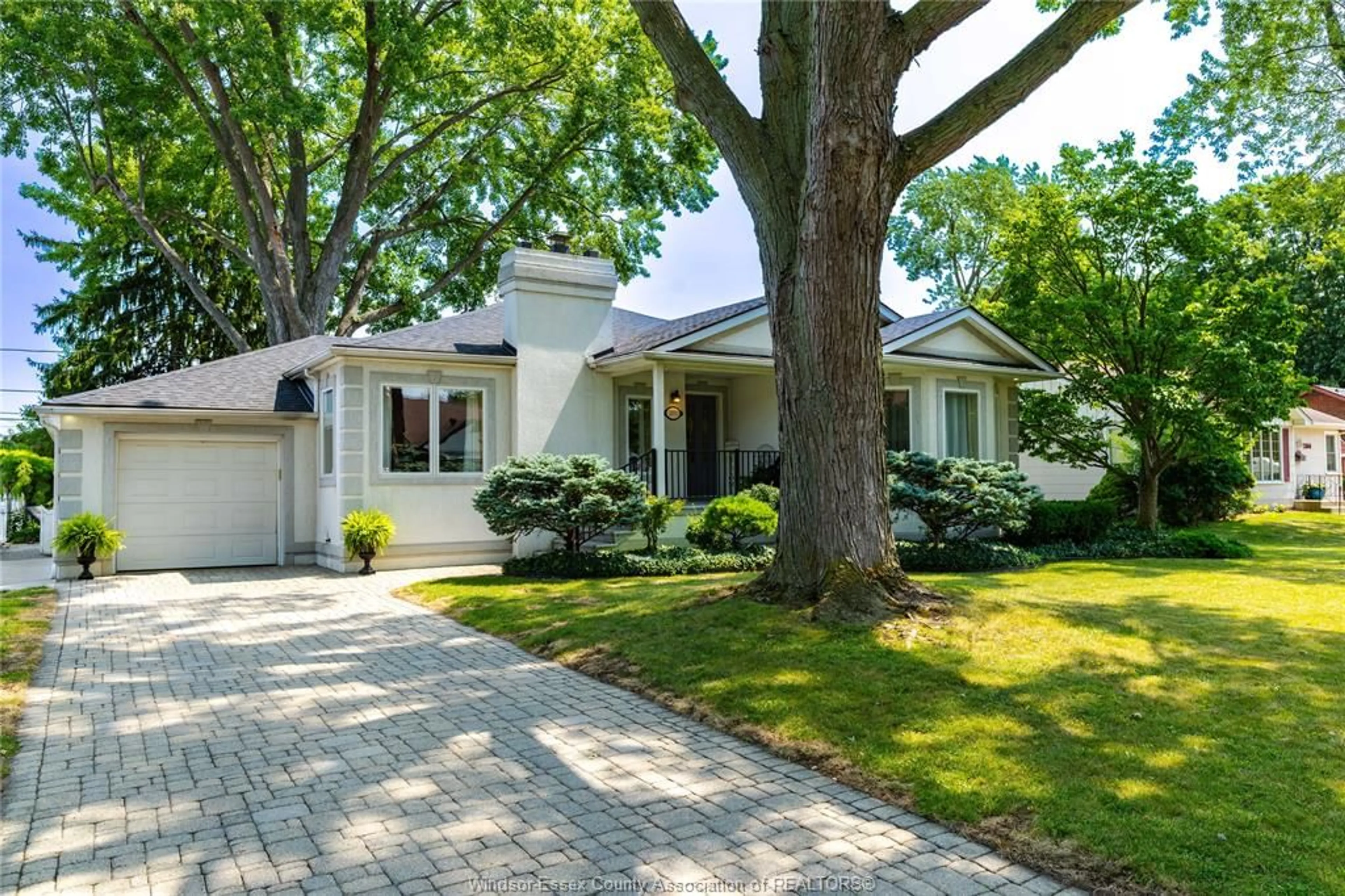 Home with brick exterior material, street for 2850 ACADEMY, Windsor Ontario N9E 2H1