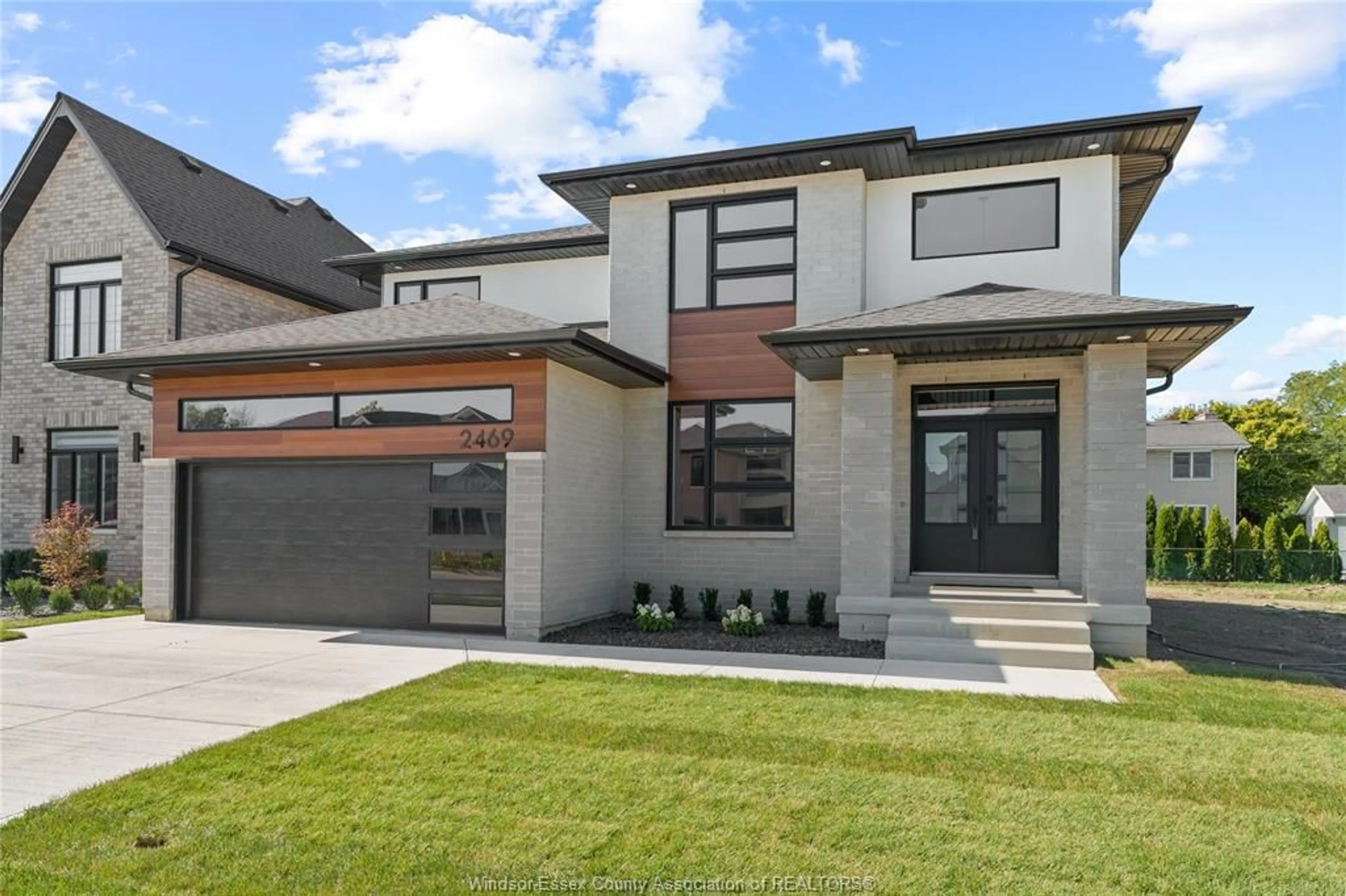 Home with brick exterior material, street for 5213 Rafael, Tecumseh Ontario N0R 1K0