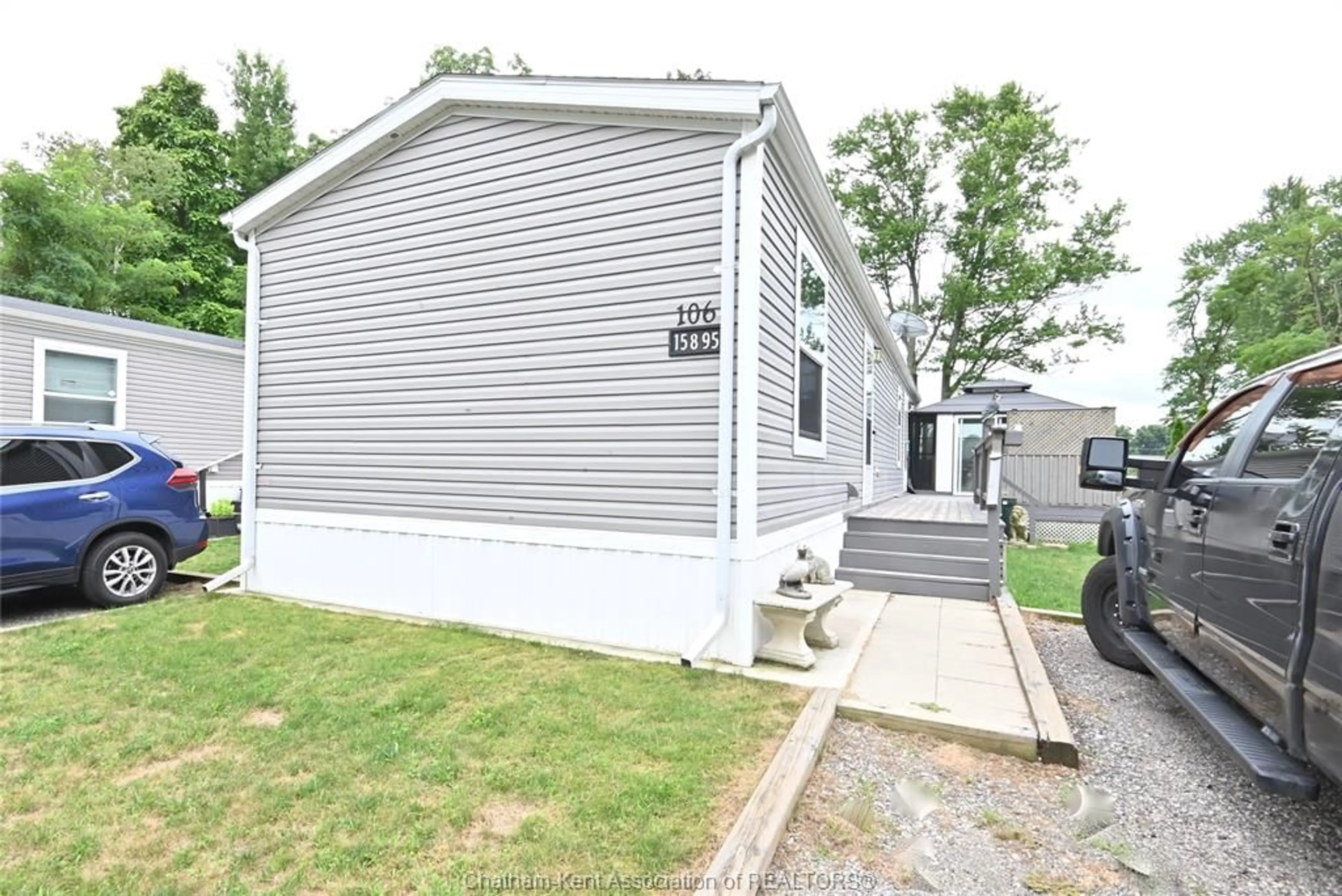 Unknown for 15895 Longwoods Rd, Zone Township Ontario N0P 1C0