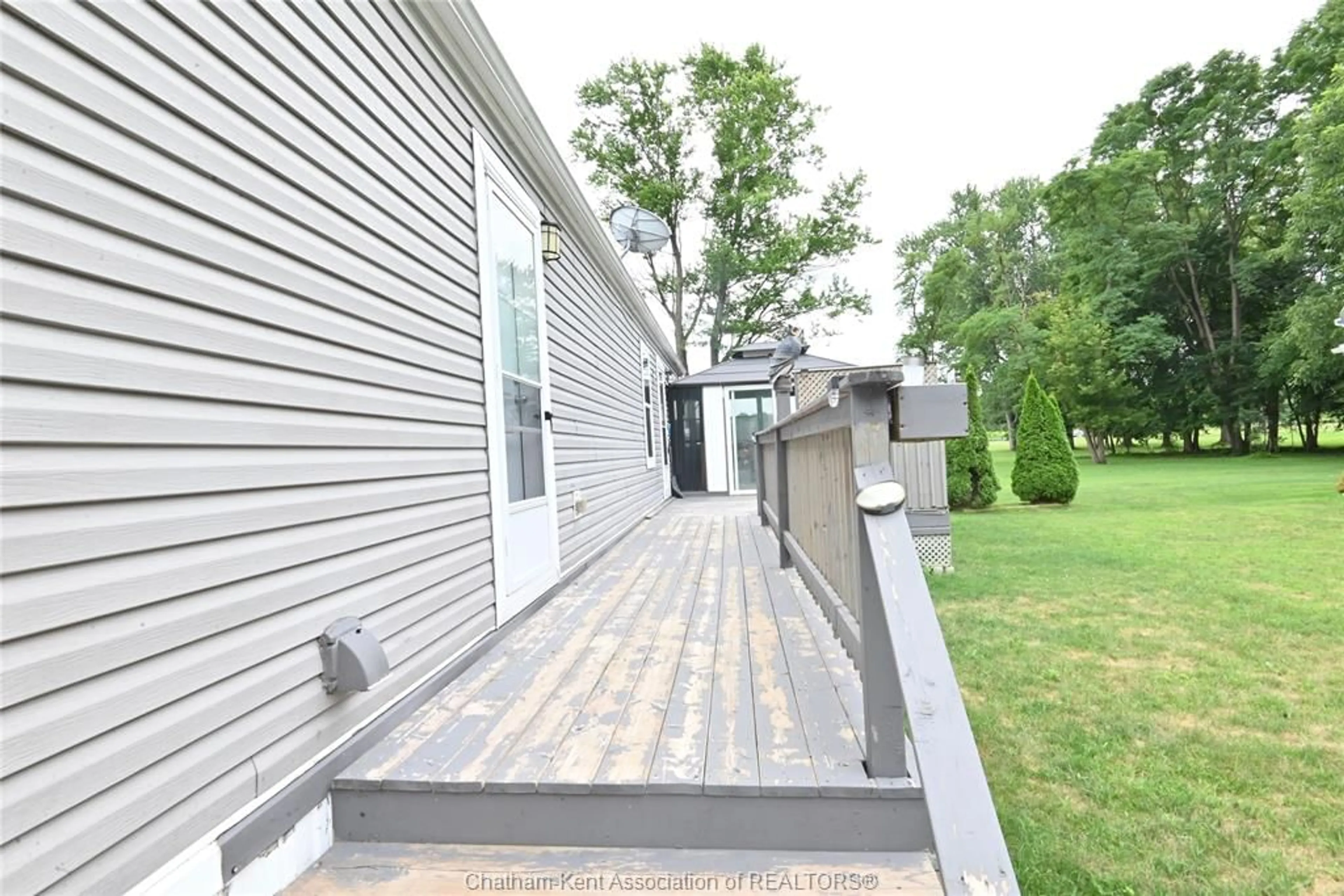 Patio, street for 15895 Longwoods Rd, Zone Township Ontario N0P 1C0