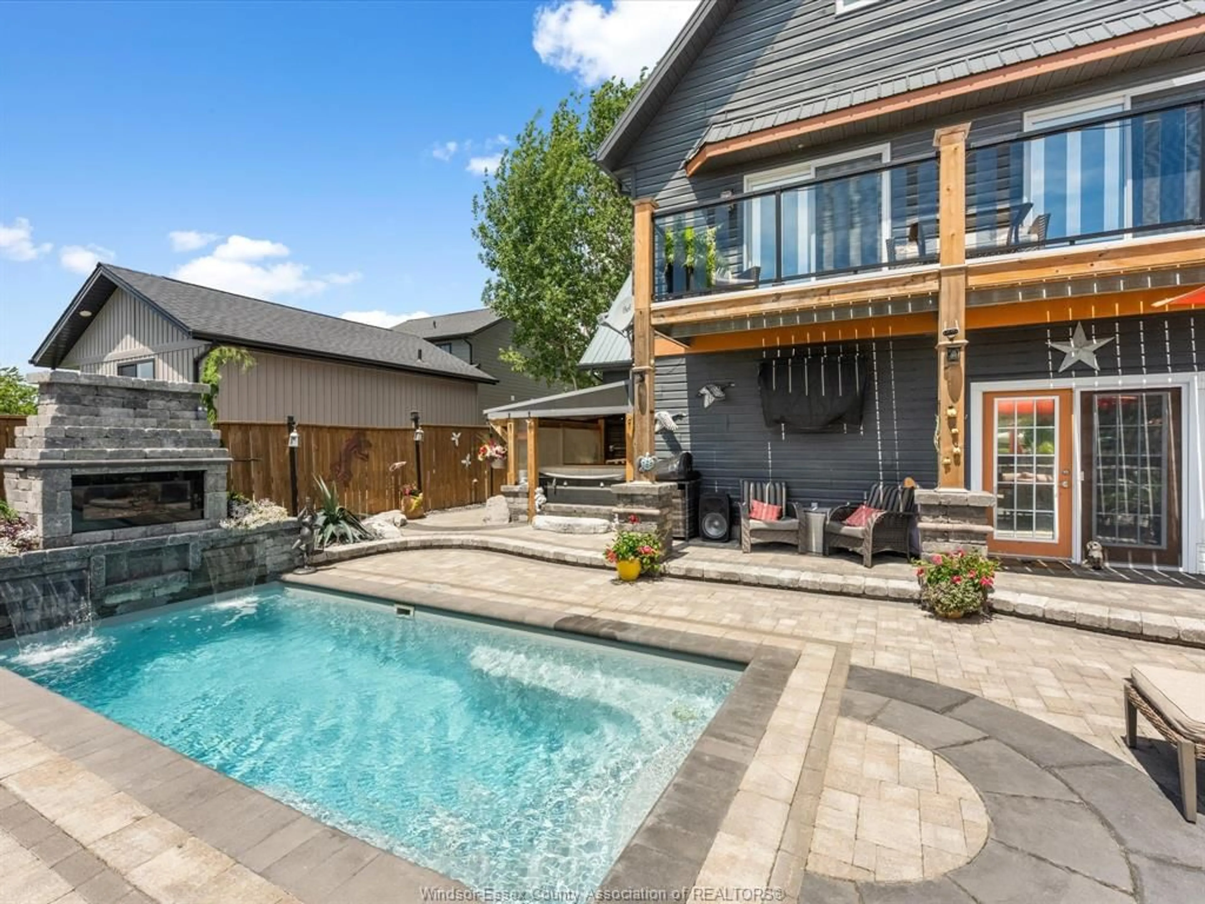Unknown for 19037 LAKESIDE Dr, Lighthouse Cove Ontario N0P 2L0