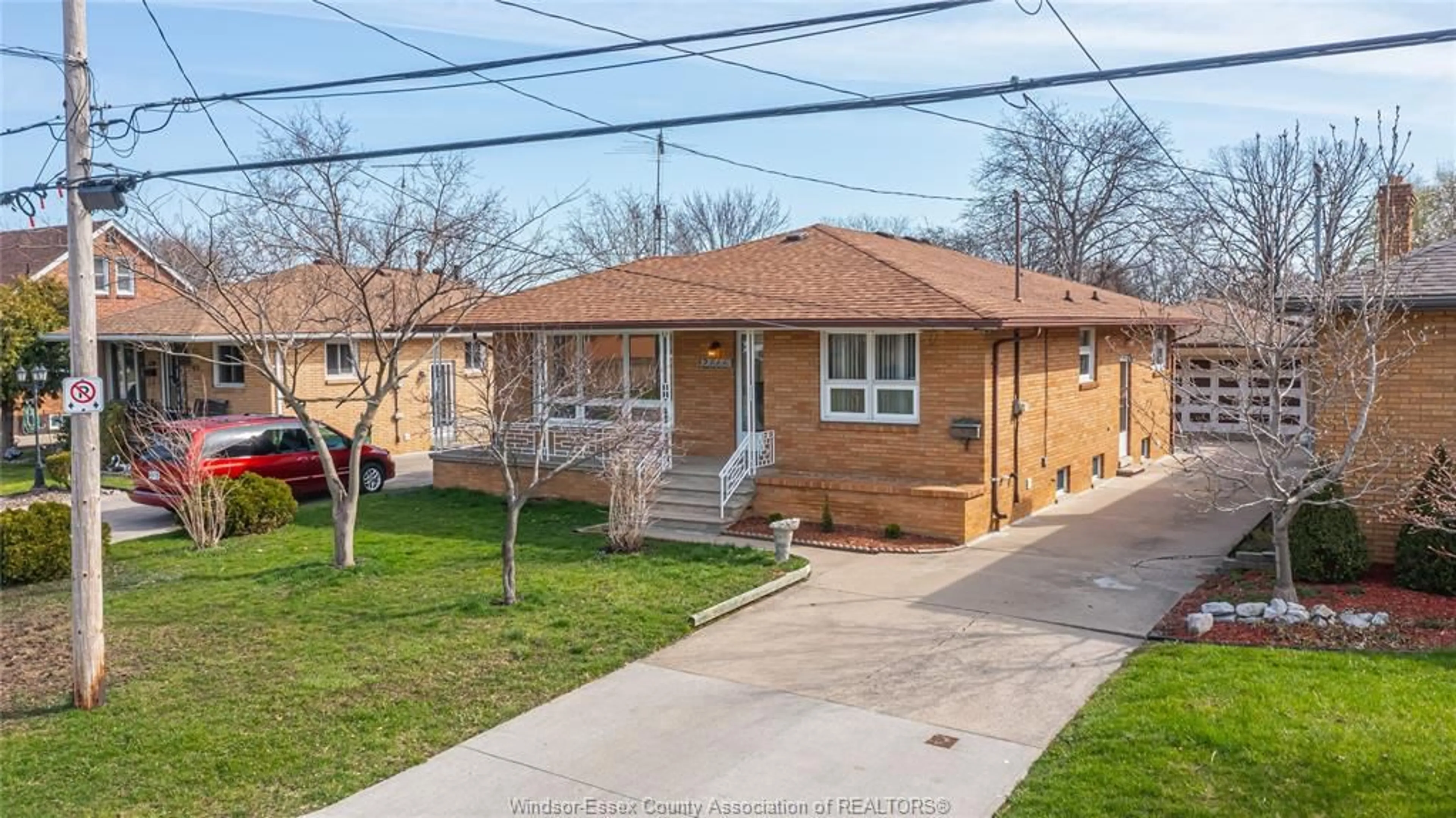 Home with brick exterior material, street for 2666 JOS ST LOUIS, Windsor Ontario N8T 2M6