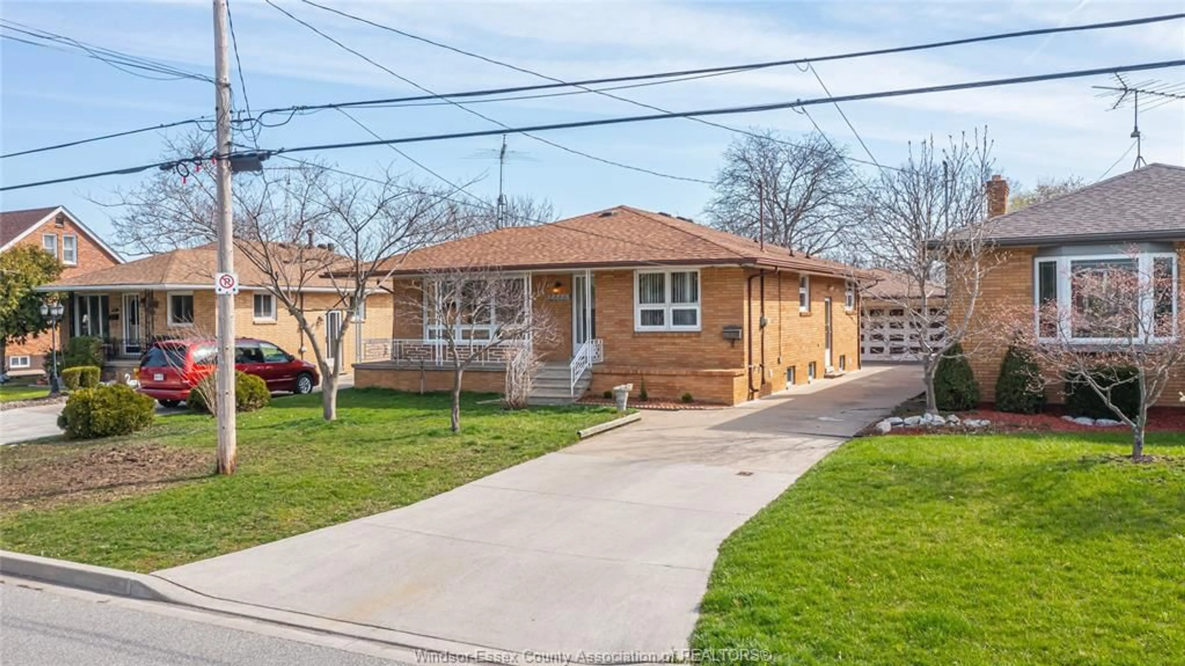 Home with brick exterior material, street for 2666 JOS ST LOUIS, Windsor Ontario N8T 2M6