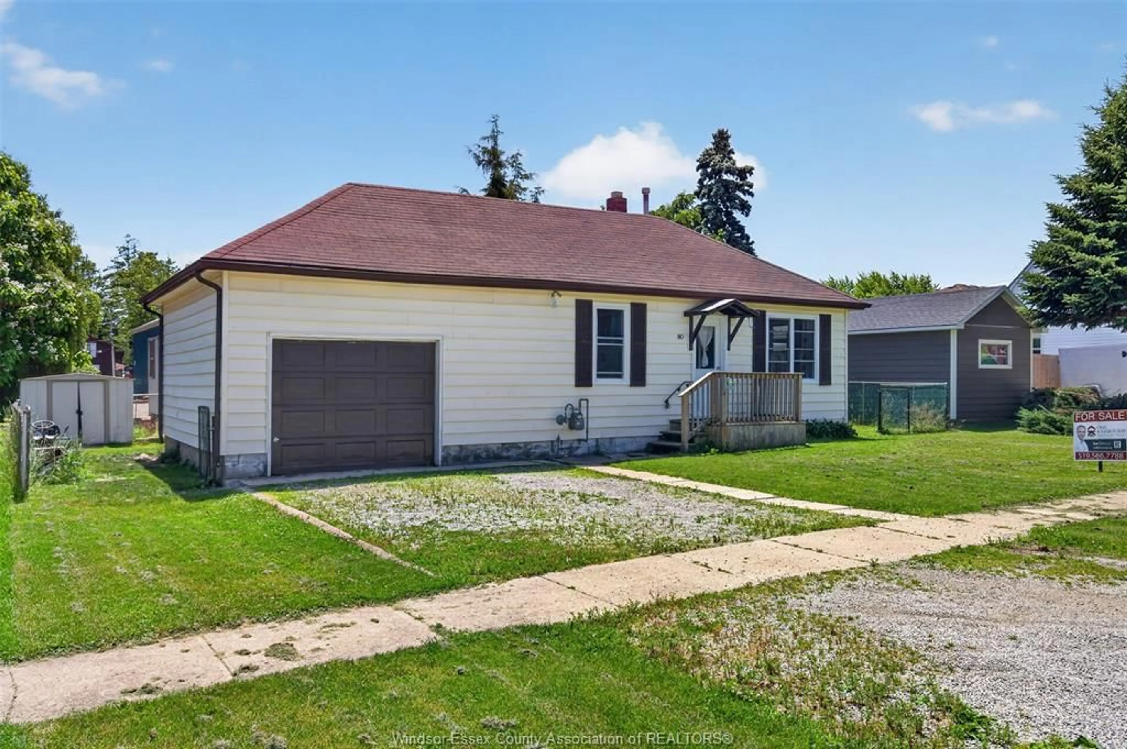 Home with vinyl exterior material, street for 80 ELM, Wheatley Ontario N0P 2P0