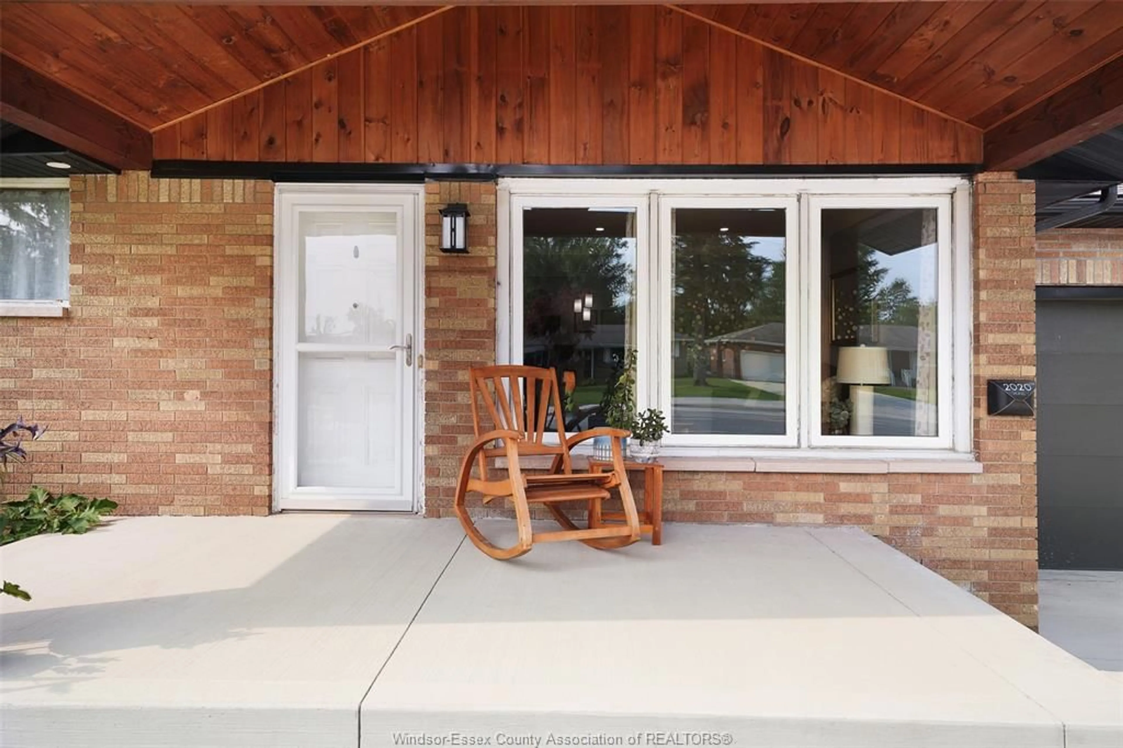 Patio, water/lake/river/ocean view for 2020 TODD Lane, LaSalle Ontario N9H 1J7