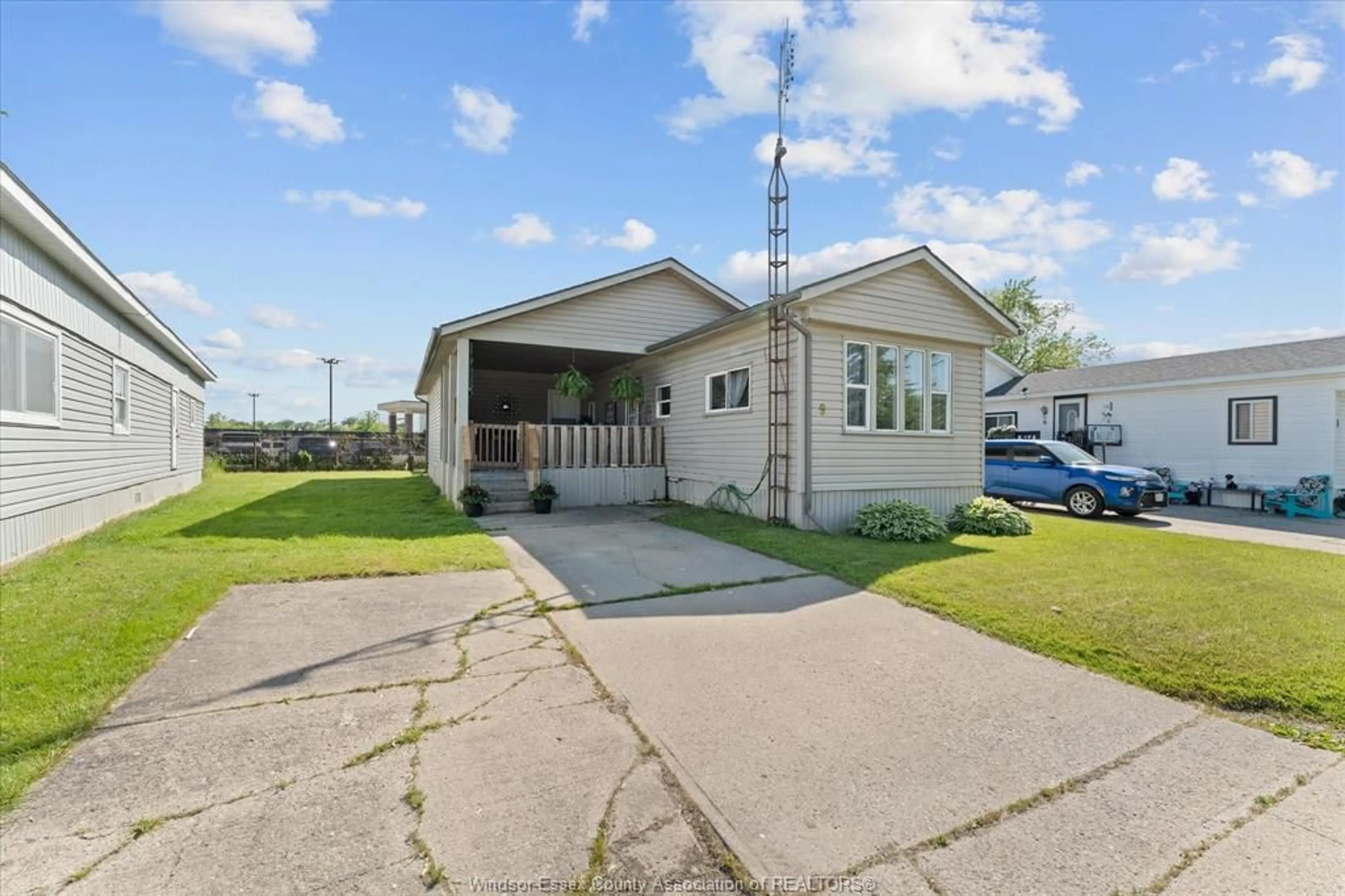 A pic from outside/outdoor area/front of a property/back of a property/a pic from drone, street for 9 PARKSIDE, McGregor Ontario N0R 1J0