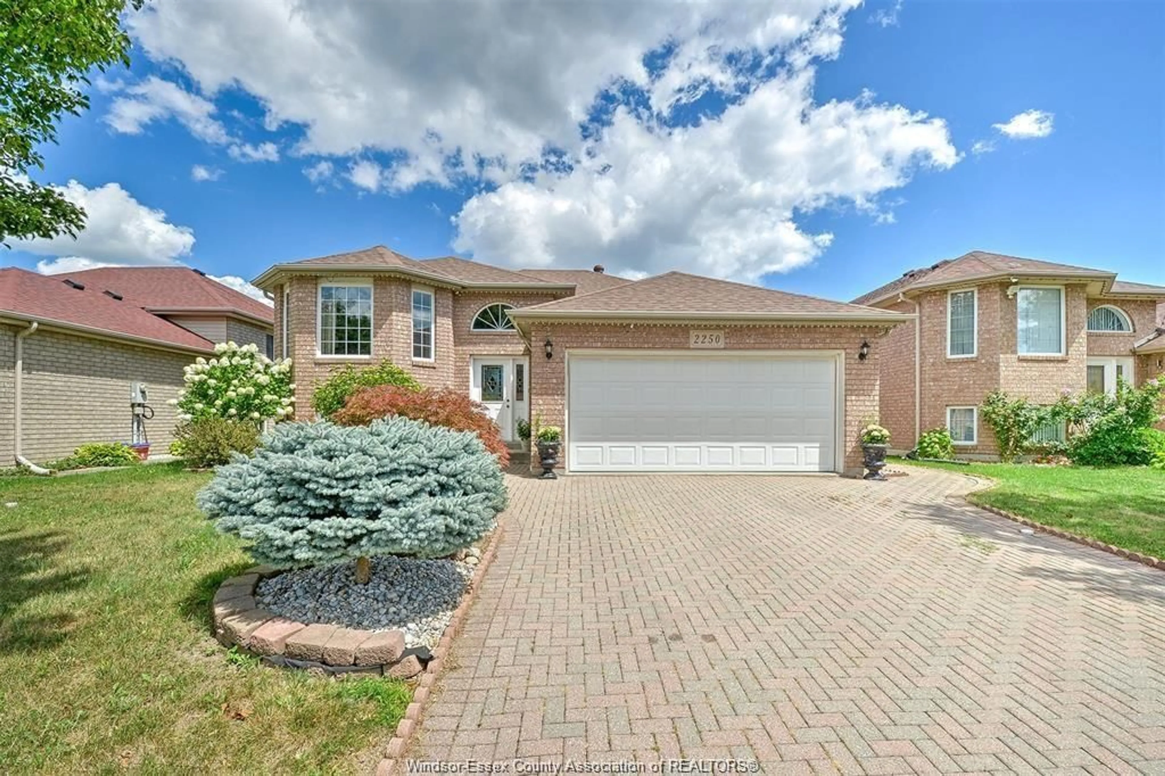 Home with brick exterior material, street for 2250 EVERTS Ave, Windsor Ontario N9B 3X3