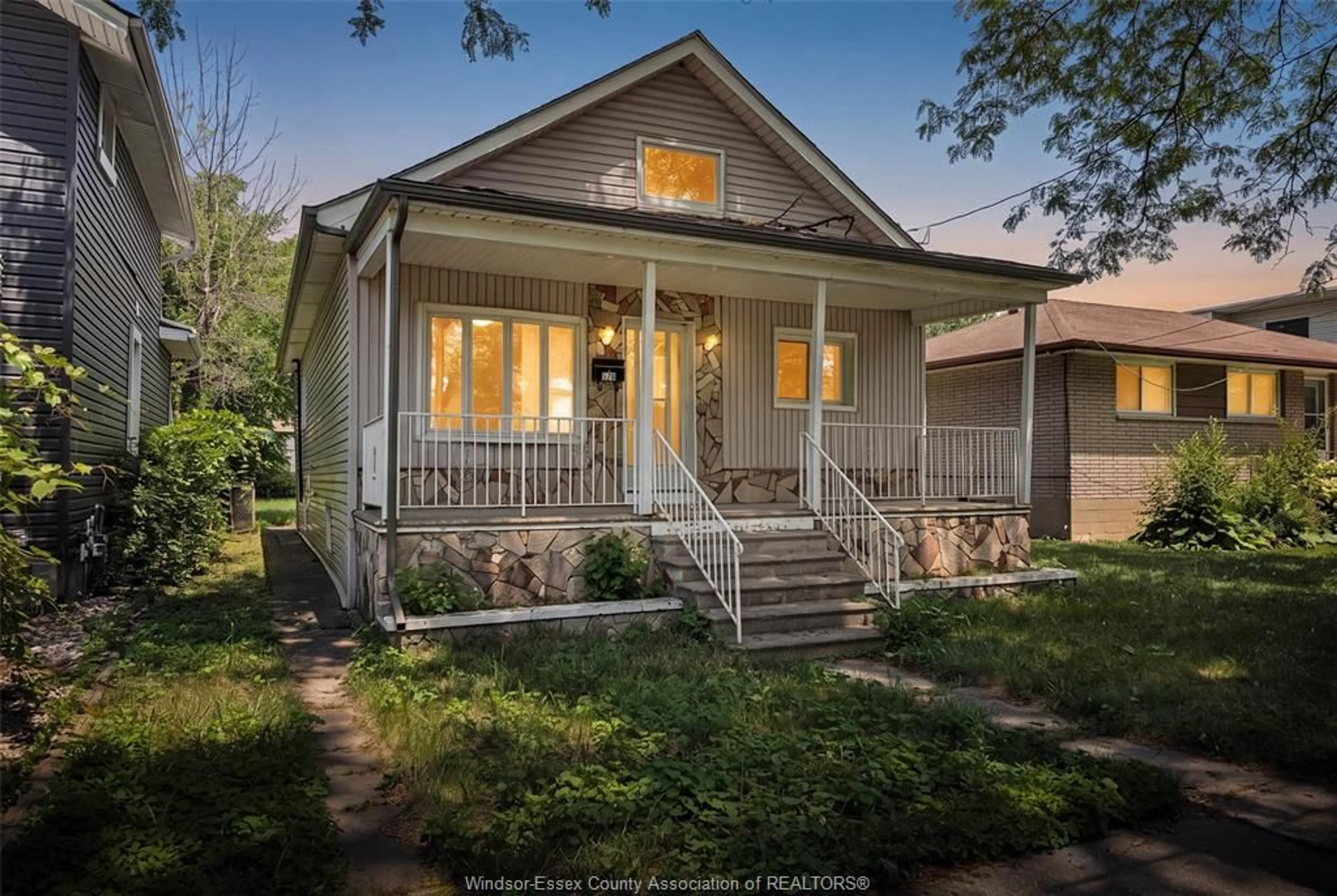 Home with brick exterior material, street for 578 BROCK St, Windsor Ontario N9C 2T2