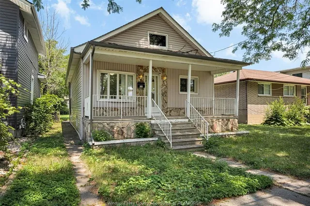 578 BROCK St, Windsor 4