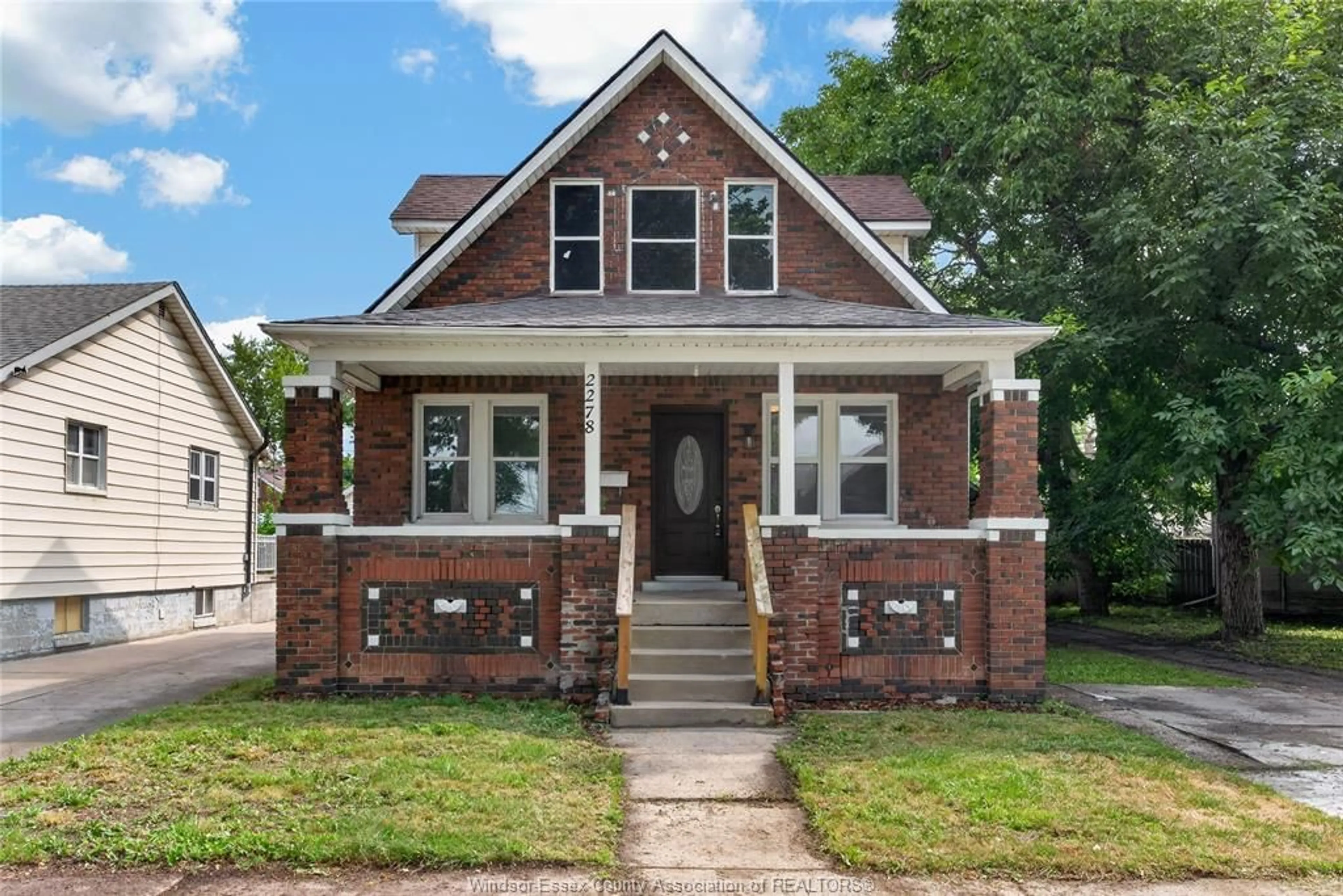 Home with brick exterior material, street for 2278 CADILLAC, Windsor Ontario N8W 3Y1