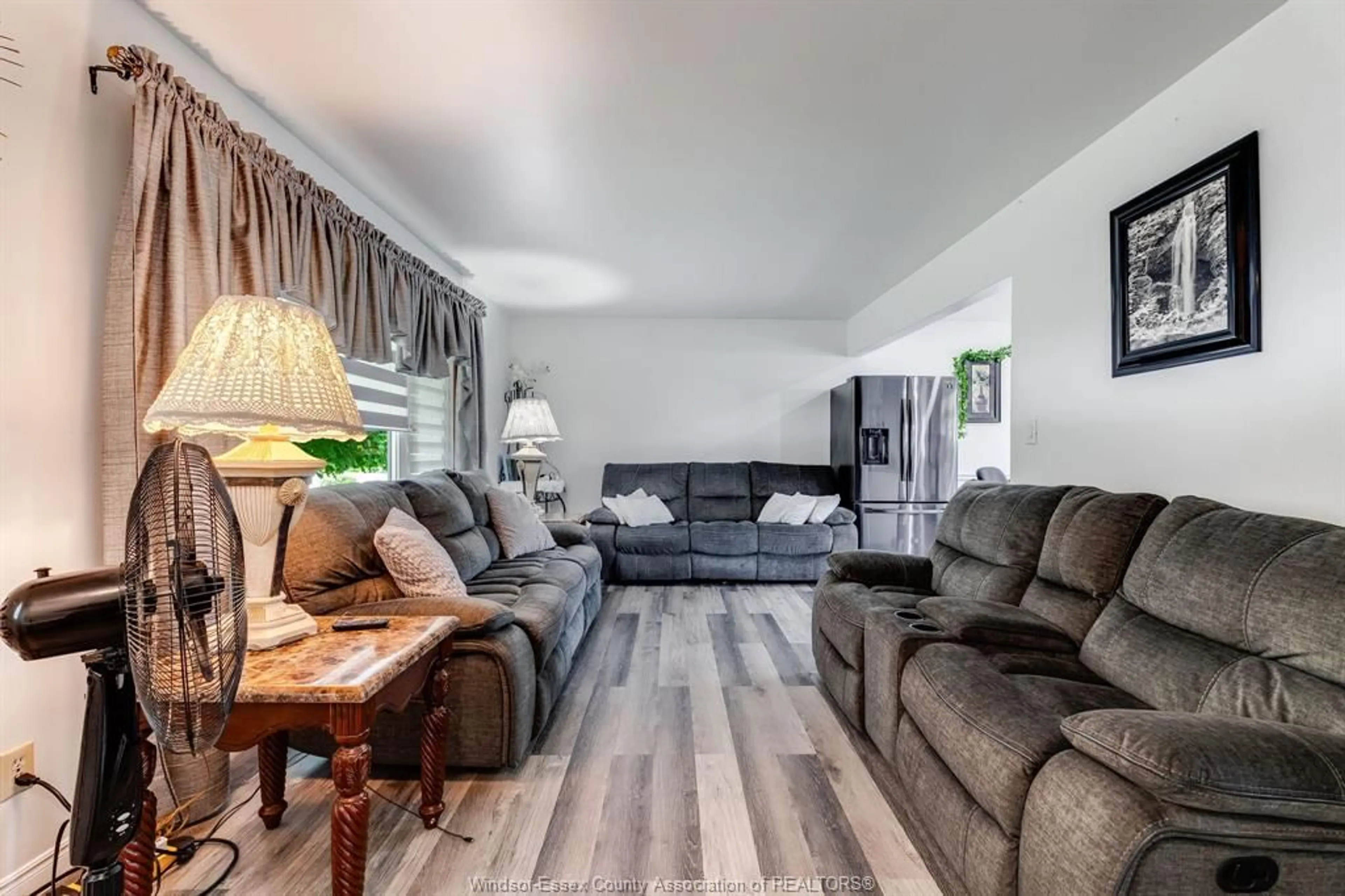 Living room with furniture, unknown for 1665 REGENT St, Ruthven Ontario N0P 2G0