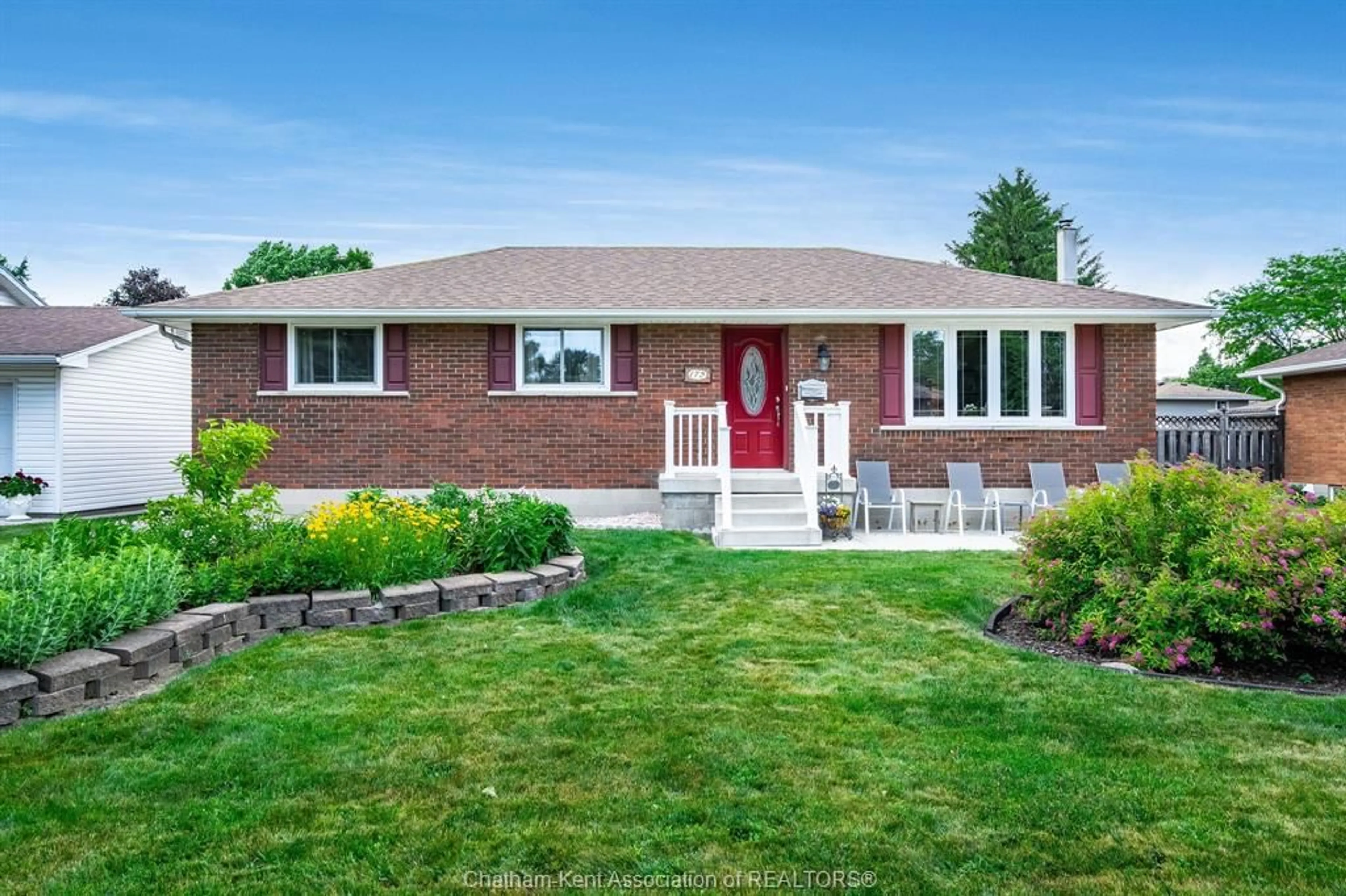 Home with brick exterior material, street for 175 Sylvester Dr, Chatham Ontario N7M 2B8