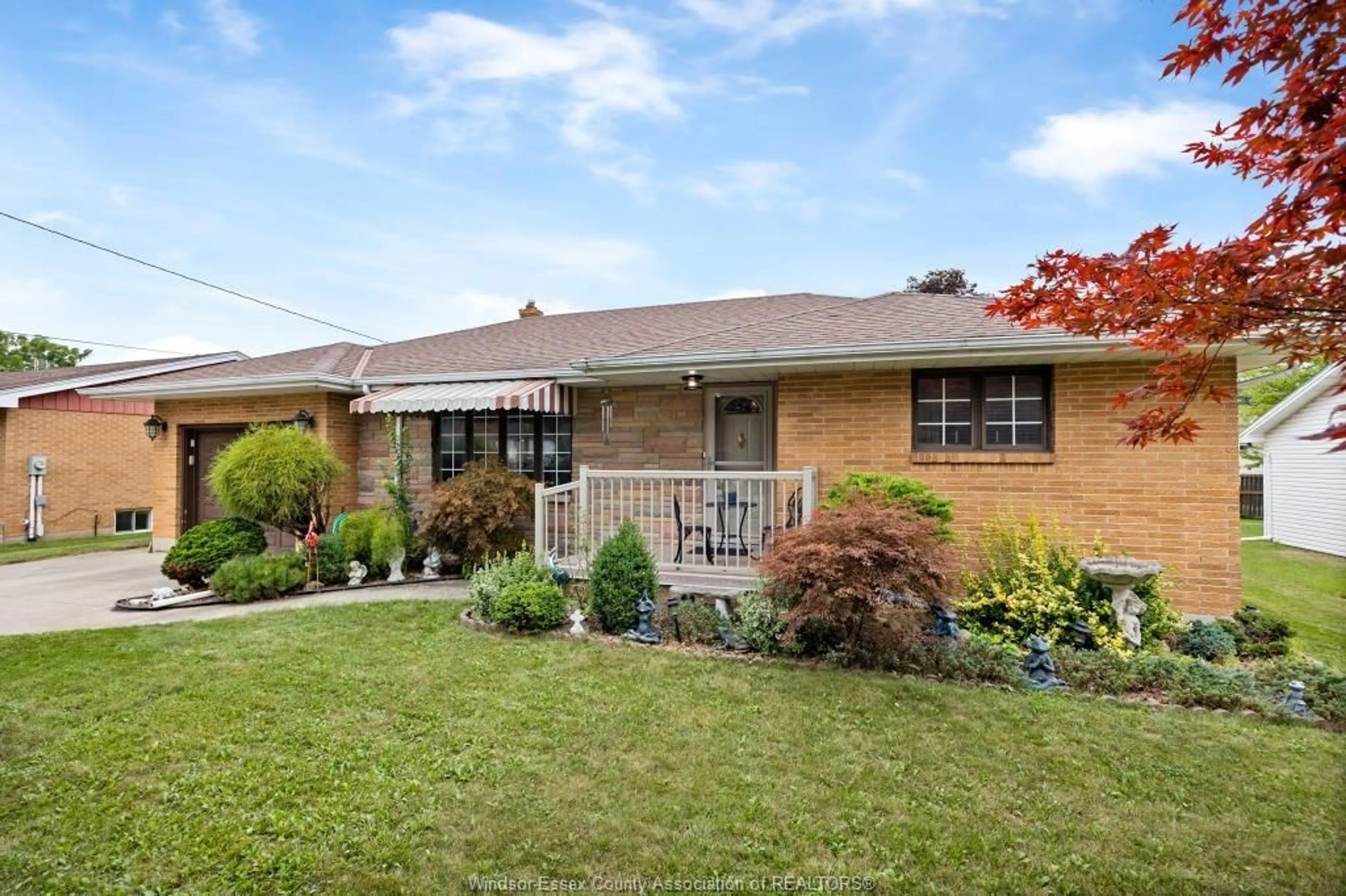 Home with brick exterior material, street for 247 ERIE St, Harrow Ontario N0R 1G0