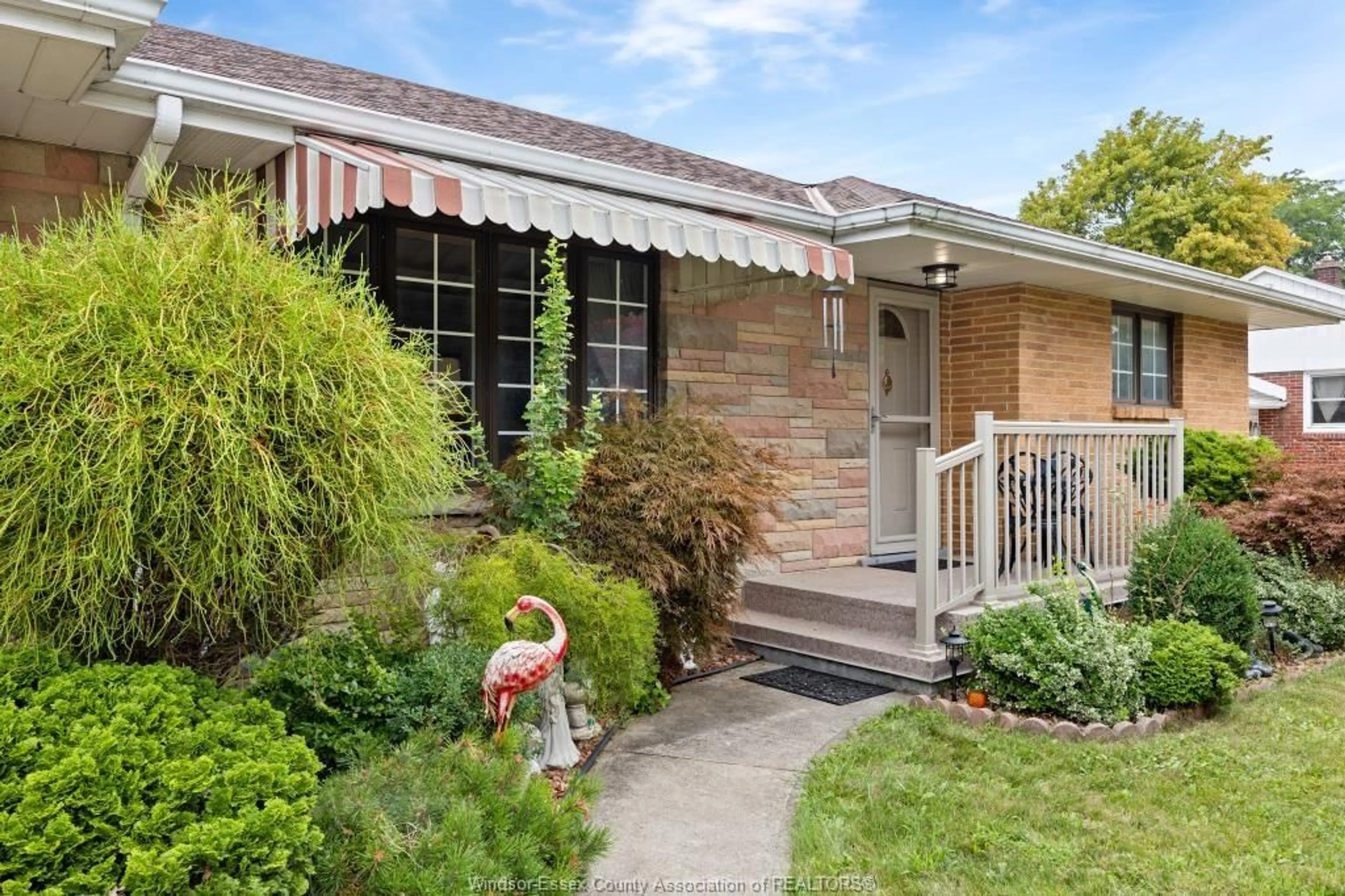 Home with brick exterior material, street for 247 ERIE St, Harrow Ontario N0R 1G0