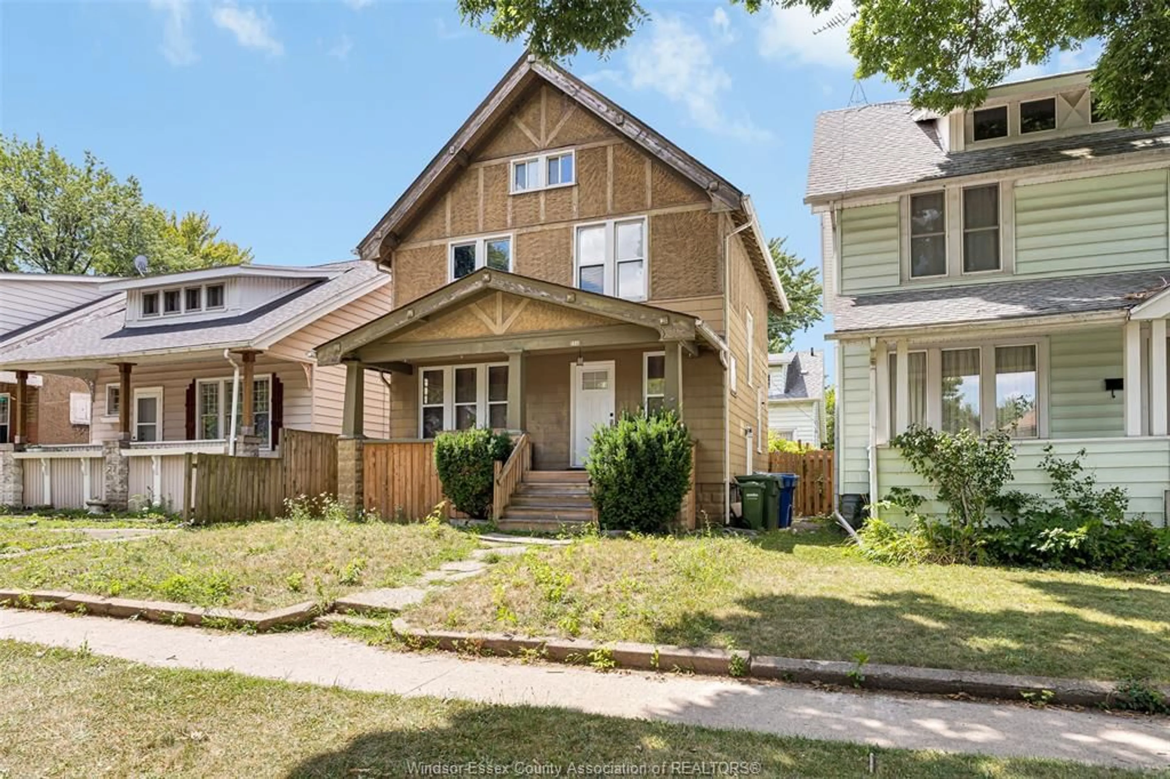 Home with brick exterior material, street for 421 ELM Ave, Windsor Ontario N9A 5H2
