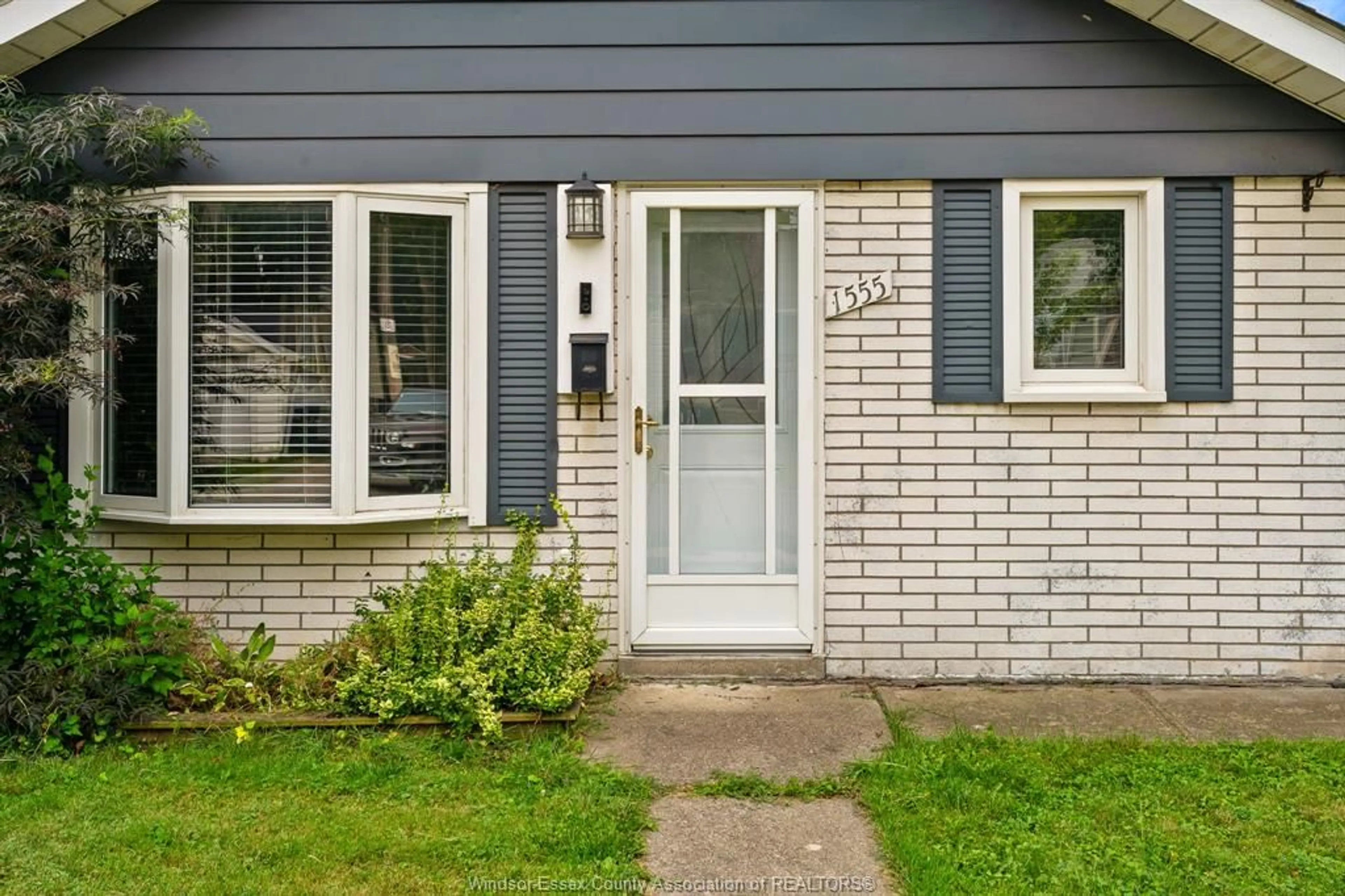 Unknown for 1555 ADANAC Ave, Windsor Ontario N9B 1N5