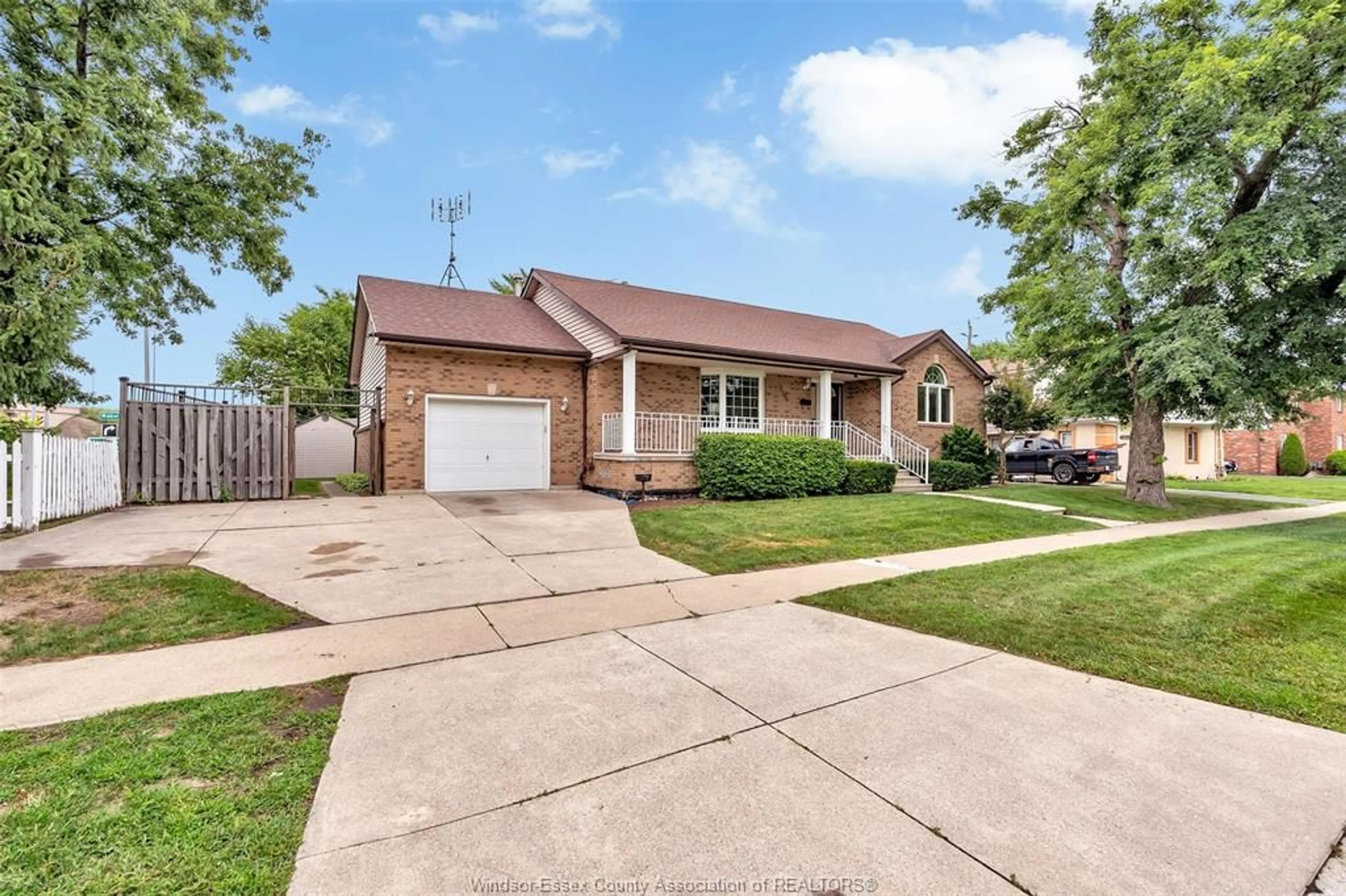 Home with brick exterior material, street for 3100 TURNER Rd, Windsor Ontario N8W 3L8