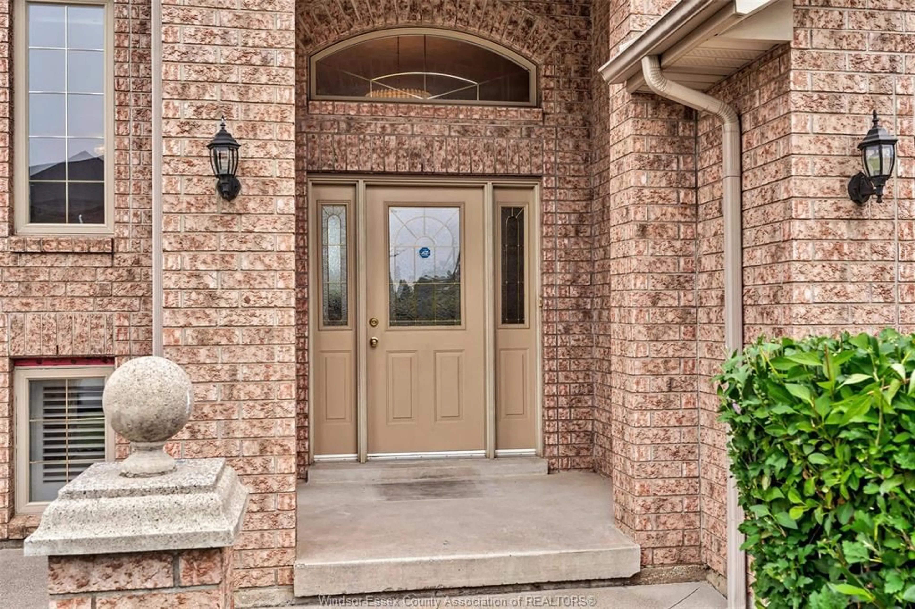 Unknown for 128 MARINA GROVE, Lakeshore Ontario N9K 1C9