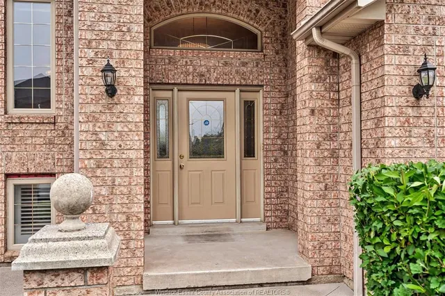 128 MARINA GROVE, Lakeshore 4