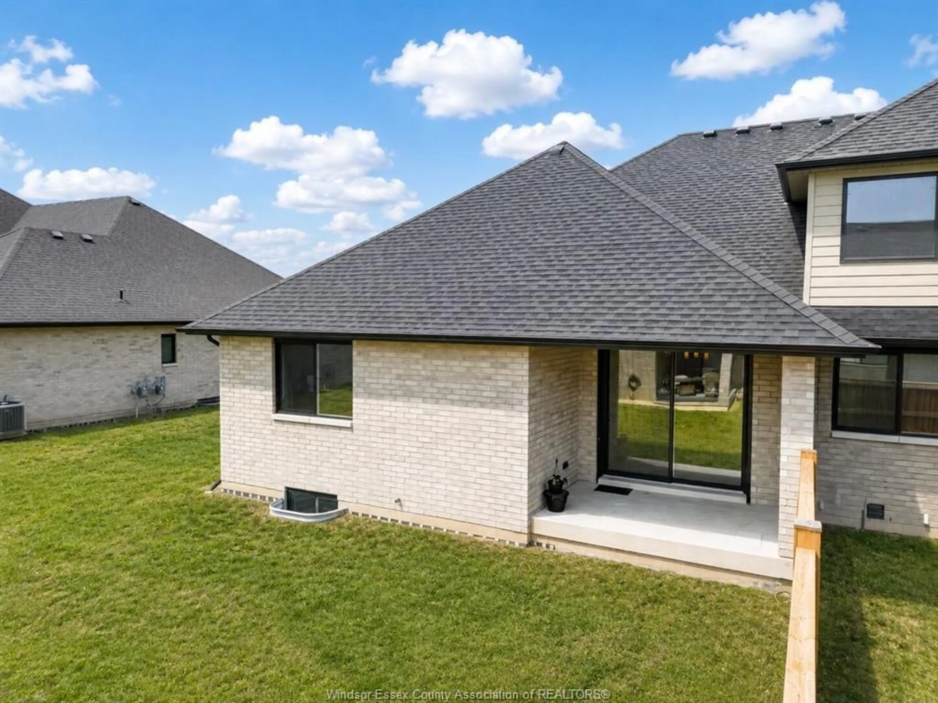 Home with brick exterior material, unknown for 53 CALLAMS BAY Cres, Amherstburg Ontario N9V 0H1