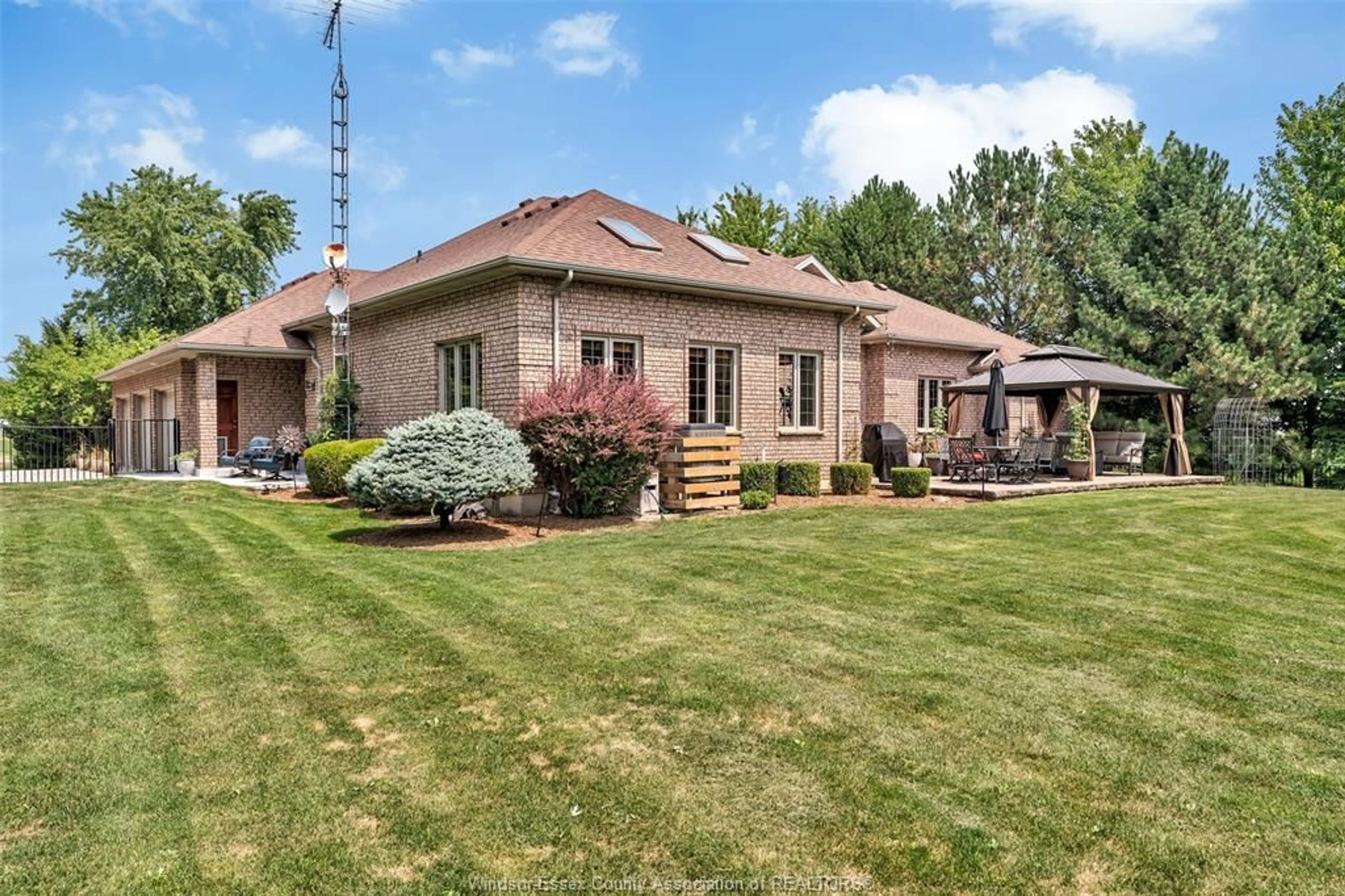 Unknown for 2207 SOUTH MIDDLE Rd, Lakeshore Ontario N0R 1V0
