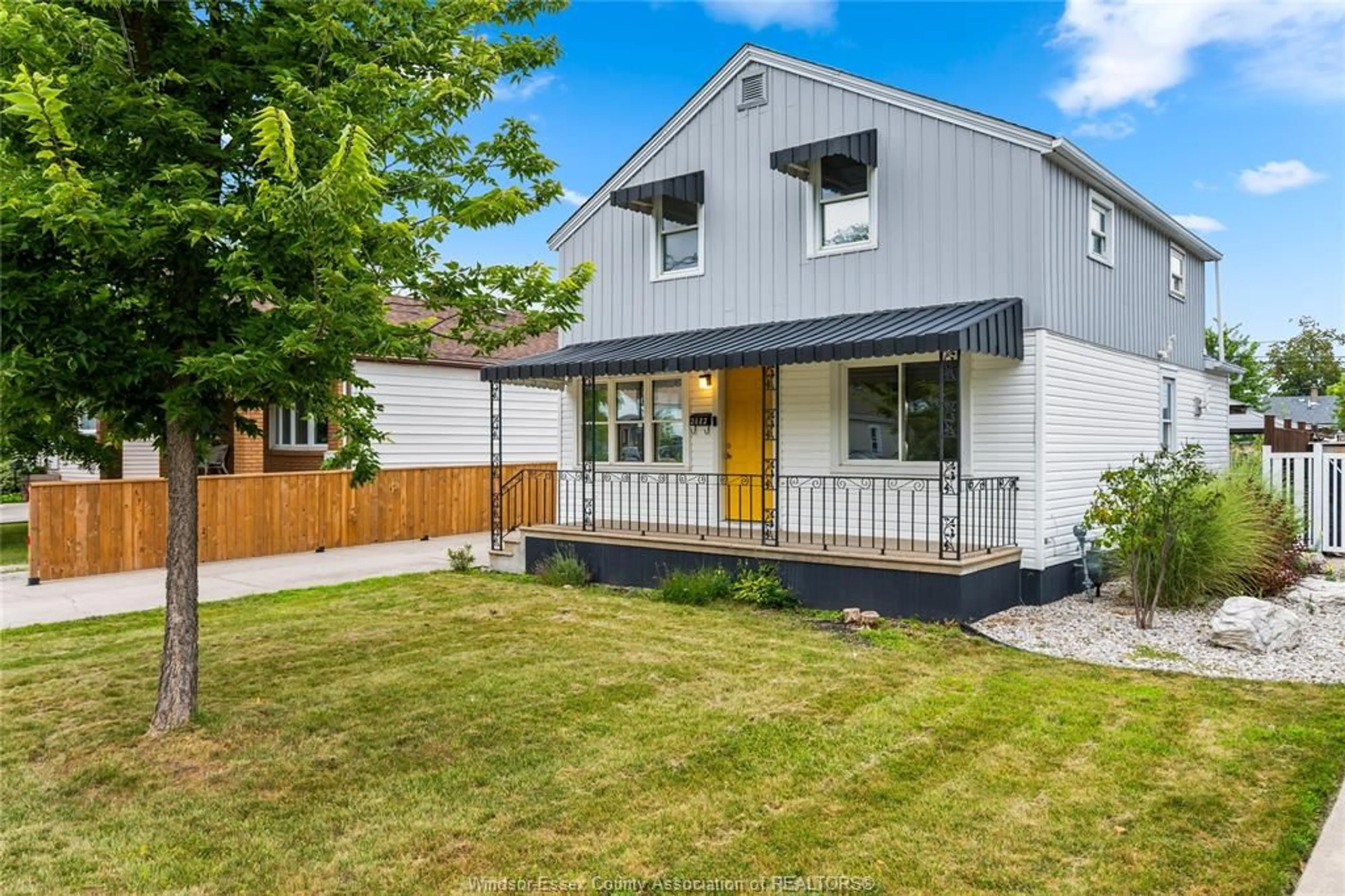 Home with vinyl exterior material, street for 2682 CLEMENCEAU, Windsor Ontario N8T 2P6