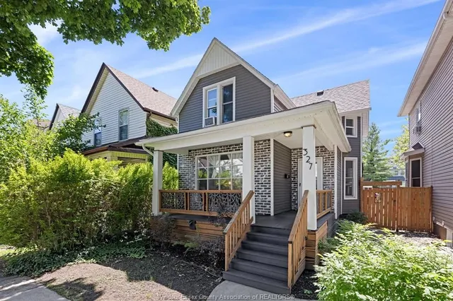 327 LINCOLN Rd, Windsor 2