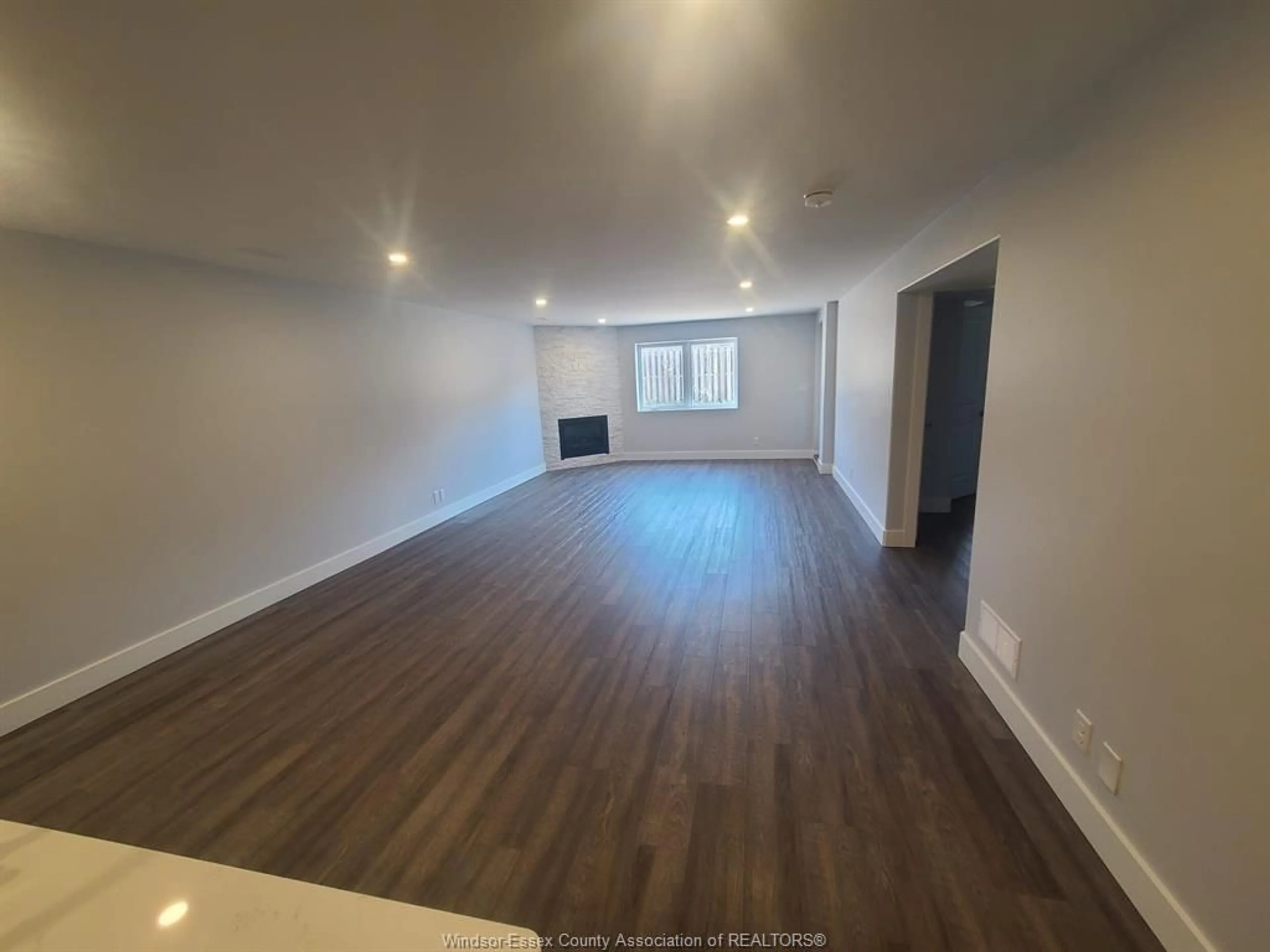 A pic of a room for 96 CAROLINA WOODS, Leamington Ontario N8H 5N2