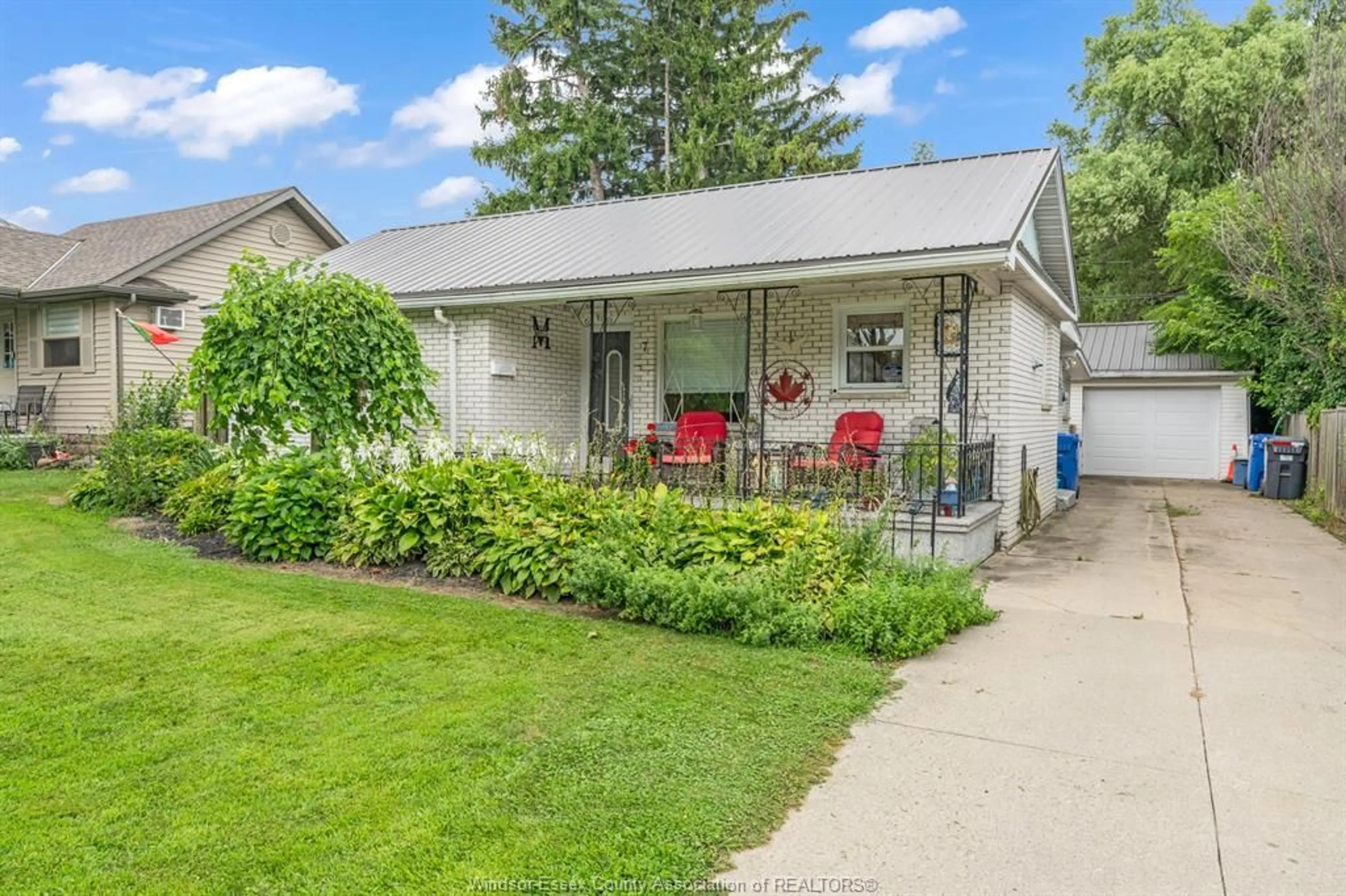 Patio, street for 7 CHURCHILL Ave, Leamington Ontario N8H 3R5