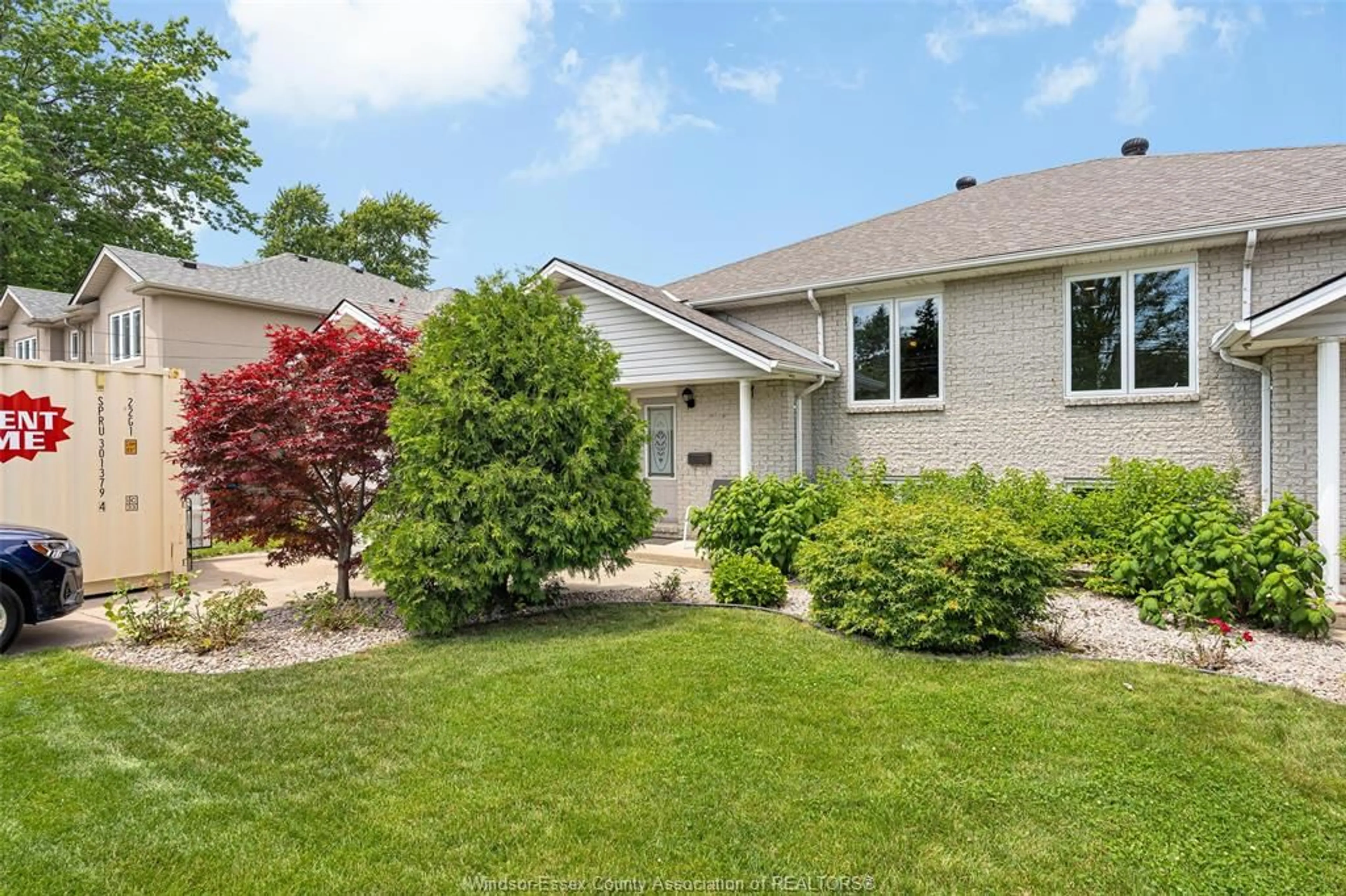 Unknown for 710 CABANA Rd, Windsor Ontario N9G 1A4