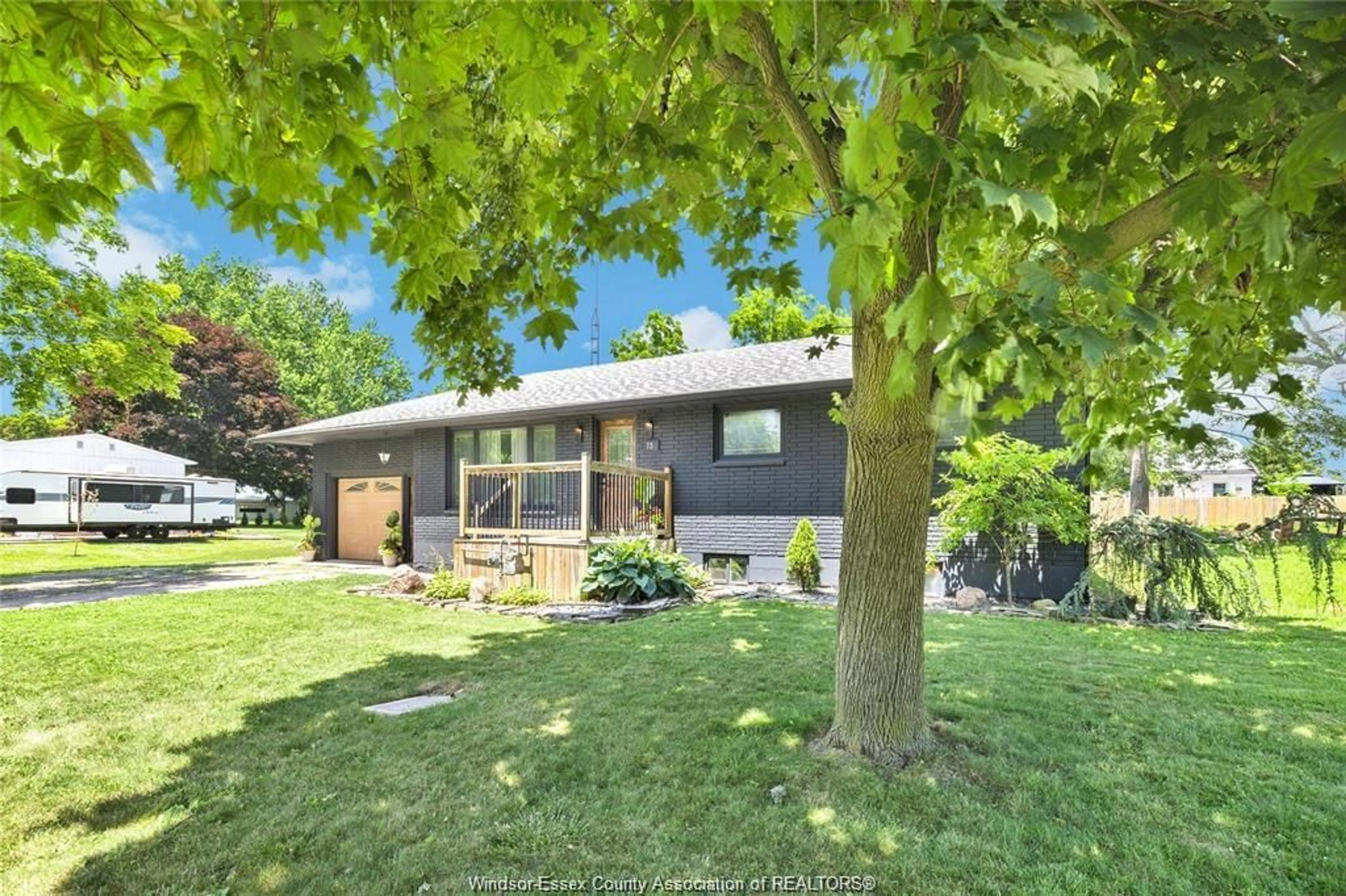 A pic from outside/outdoor area/front of a property/back of a property/a pic from drone, street for 73 LAMARSH, Wheatley Ontario N0P 2P0